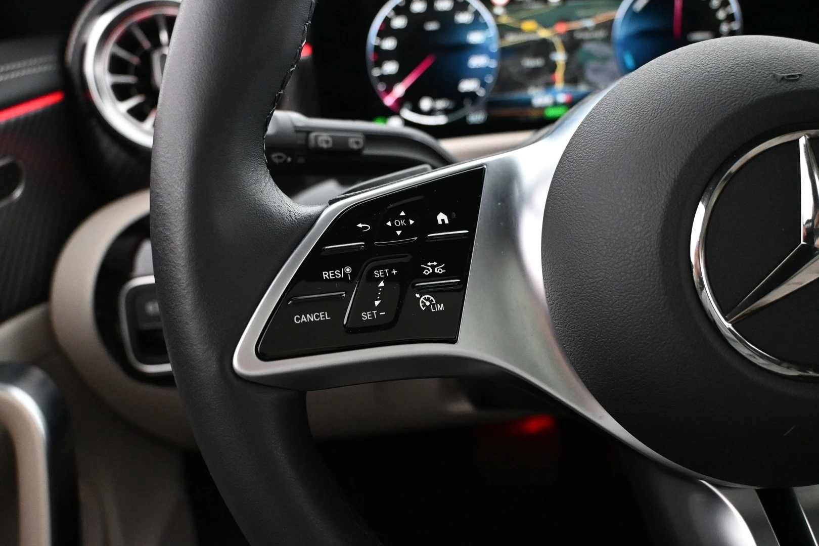 Car Image - 4qaENebTkL3GN2ZrSKG2Sg