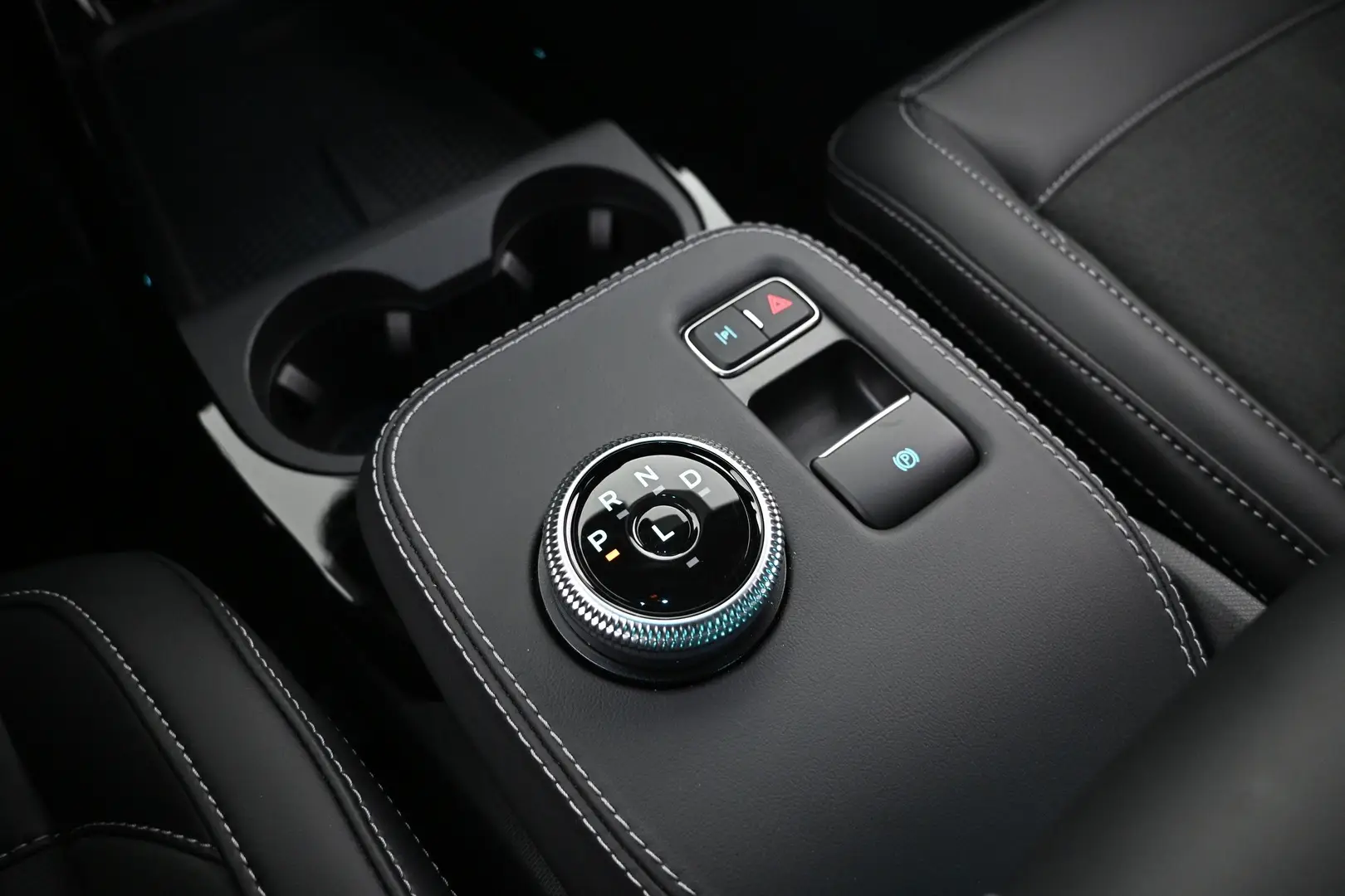 Car Image - 6ODEnjzBnzn9LsdZx6IU61