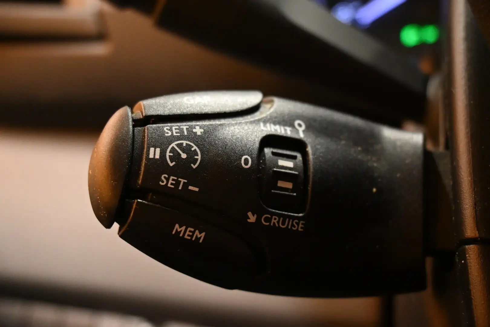 Car Image - 5xigk8lnlEP3sbHulctwTH