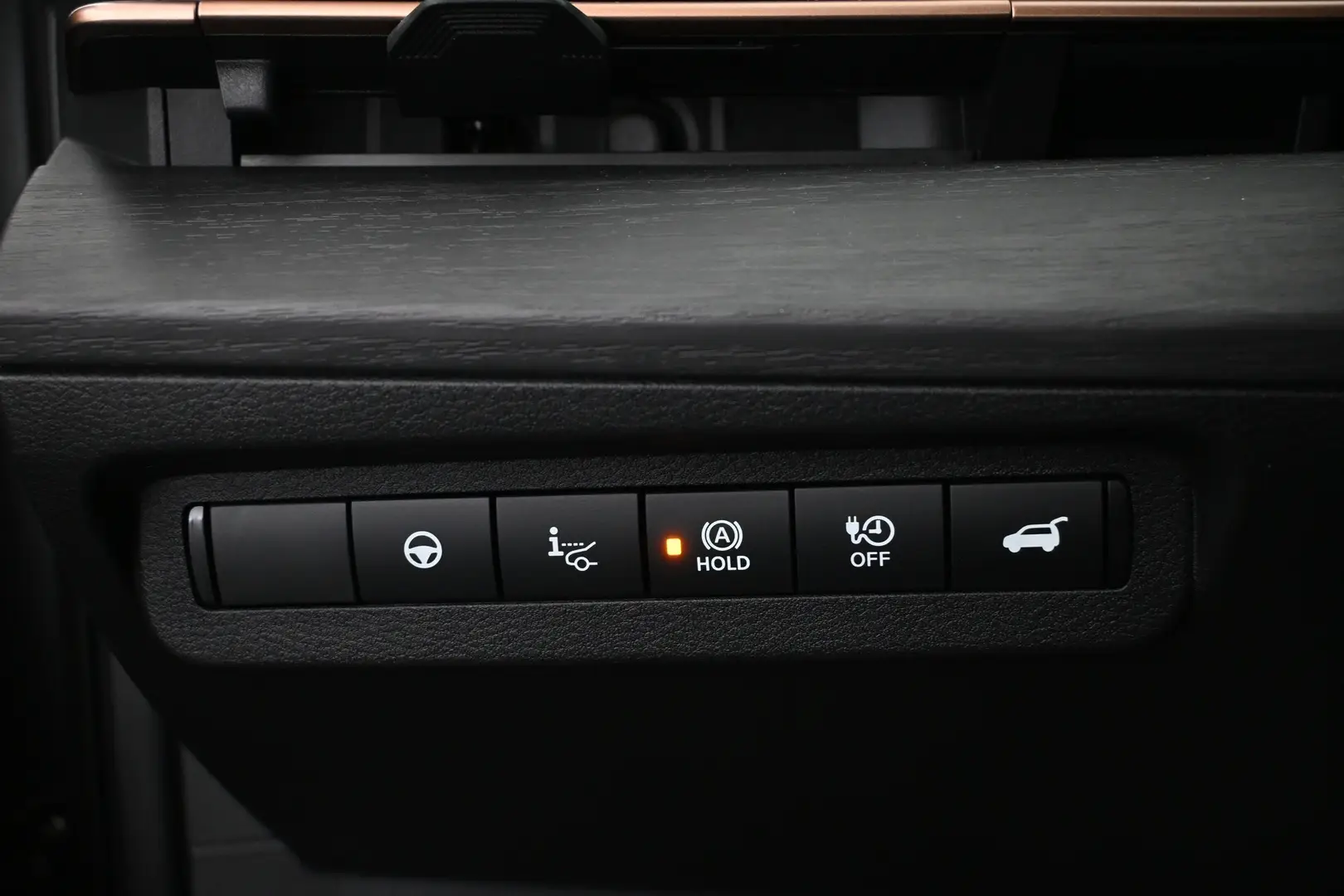 Car Image - 6DFXnV5ZosA8ZgQ8udY5Gt