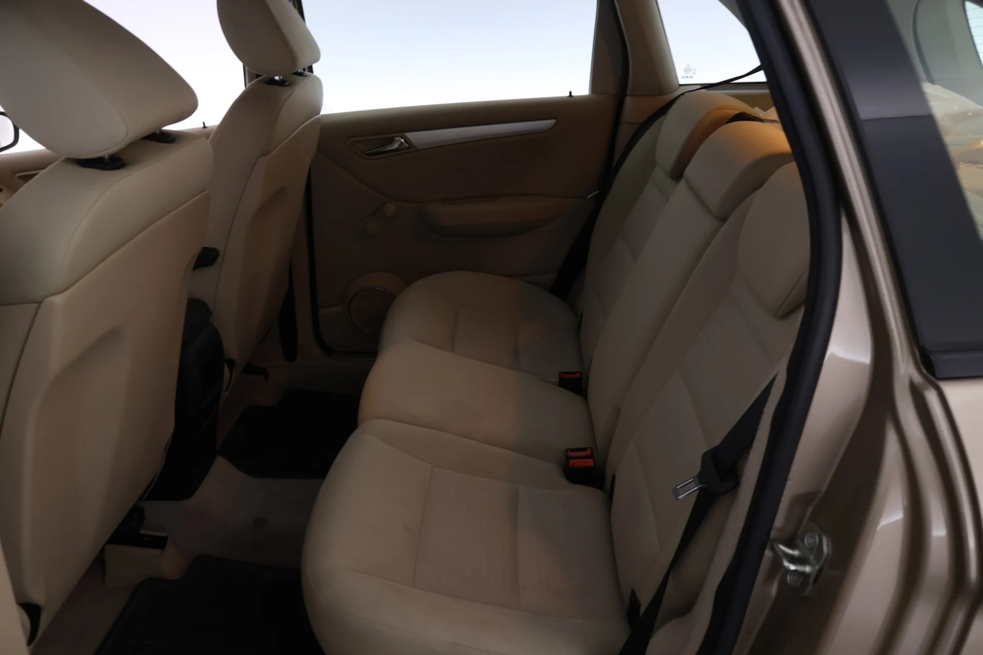 Car Image - 2uLxnjjAVLmkRolcvhpulG