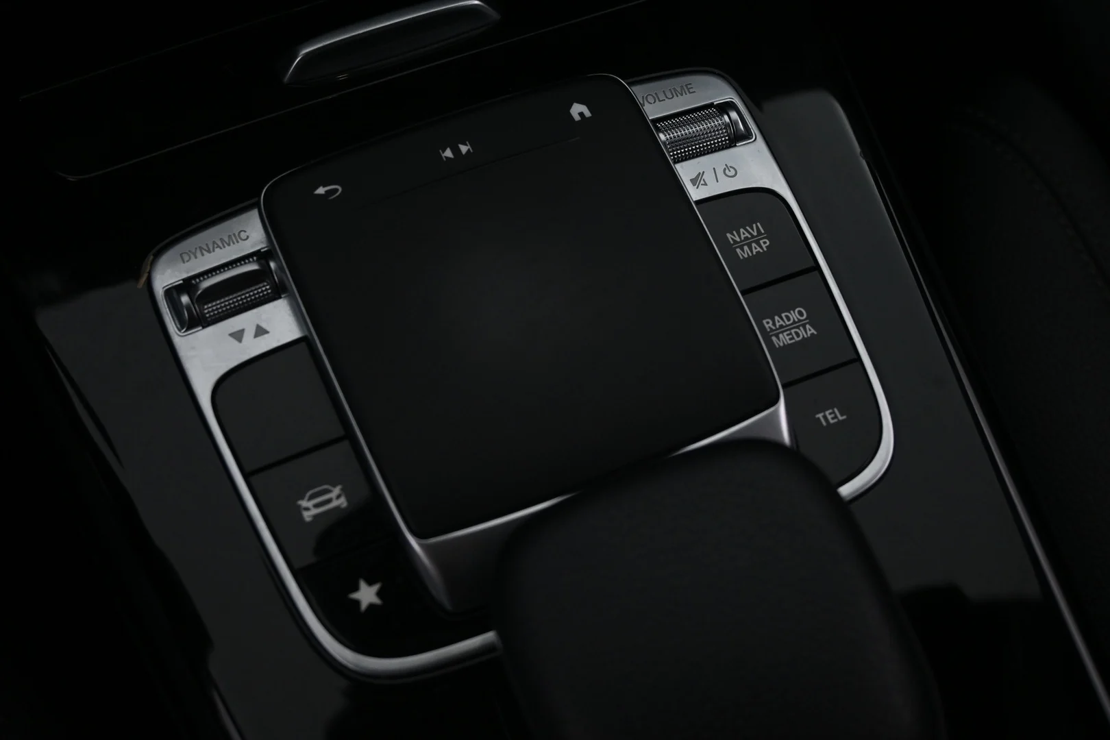 Car Image - 58wfOX0Eiu4RbK6uwsj6l5