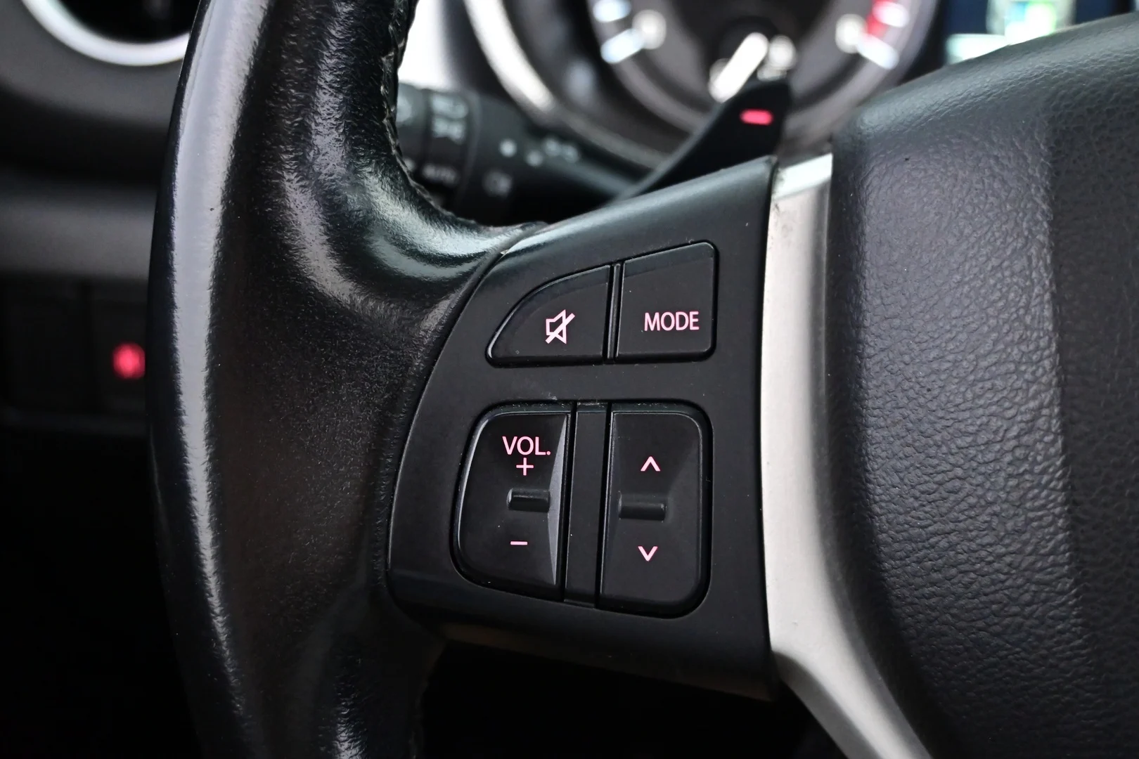 Car Image - 3UOylLCO6UYbgciDwNLL0d