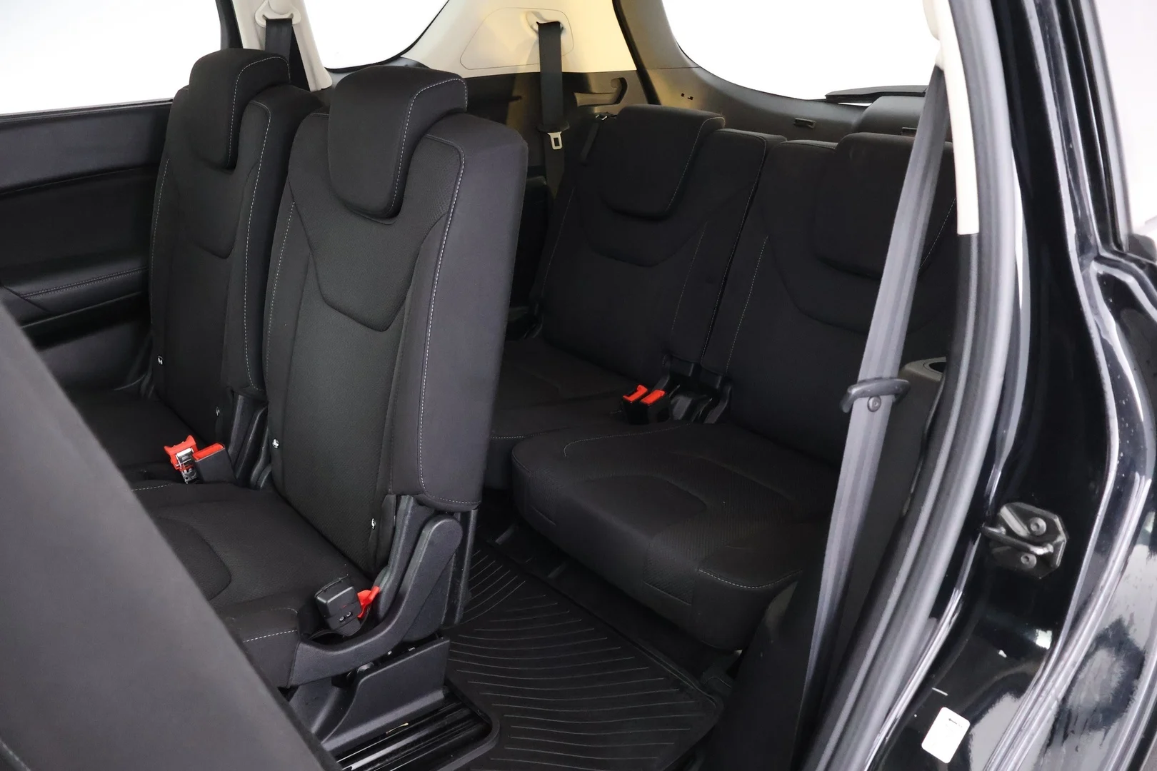 Car Image - 7DyZQlF23VlYnXG1WW6WCt