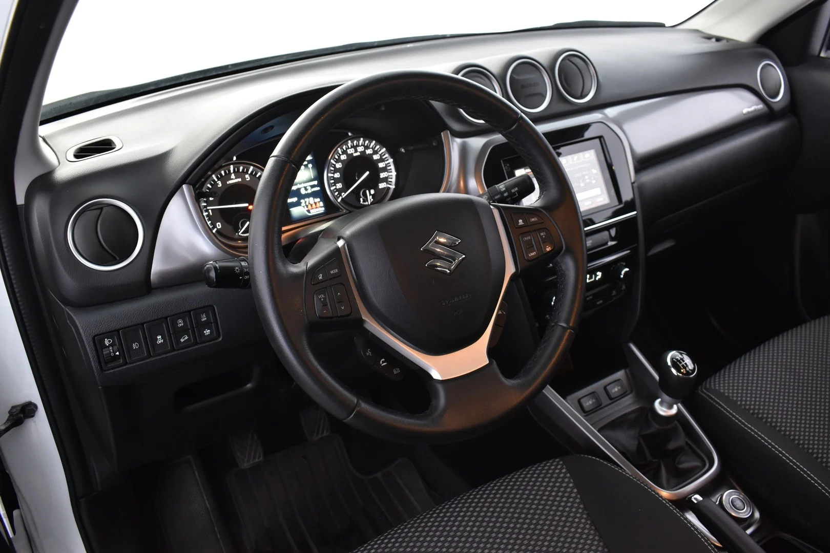 Car Image - 2FVtqiU5g0MIvTaj5rfwMJ