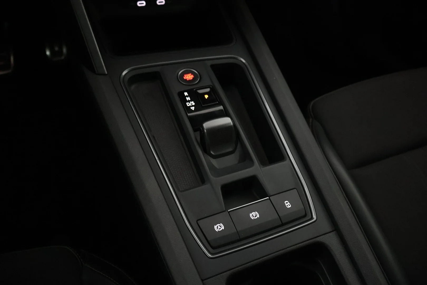 Car Image - 4uWI7XTIFAPE5SHtmm8Vdh