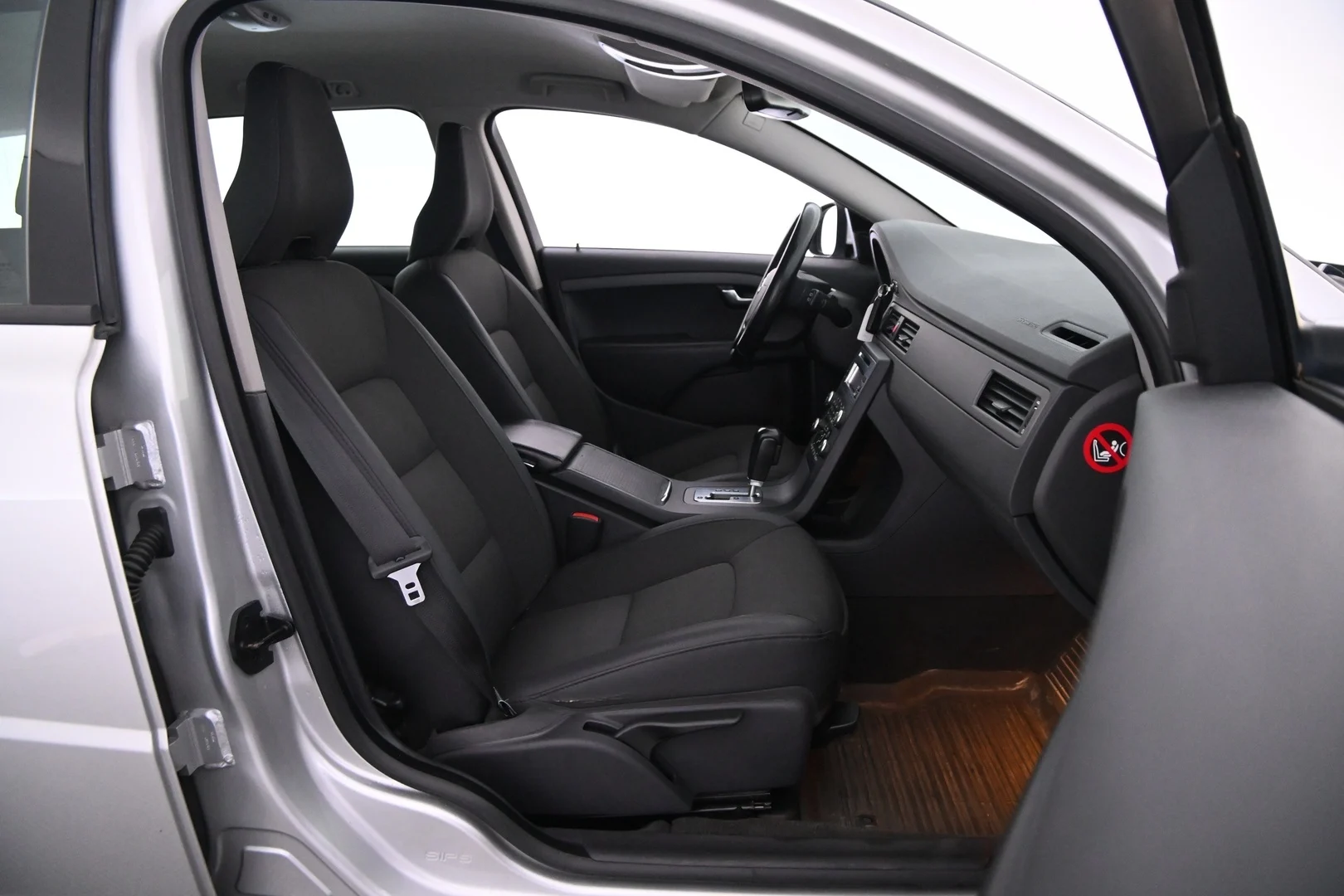 Car Image - 6Yf90YcSeWKfc2eNkdGXGz