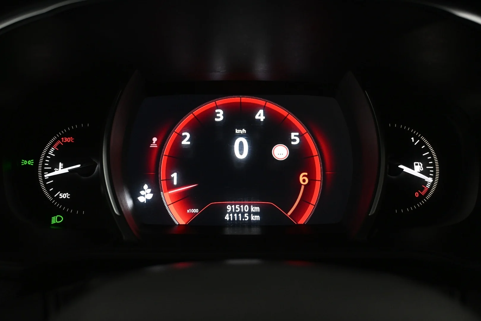 Car Image - 3E1le8vTSSZ5NHpfoQMt8C