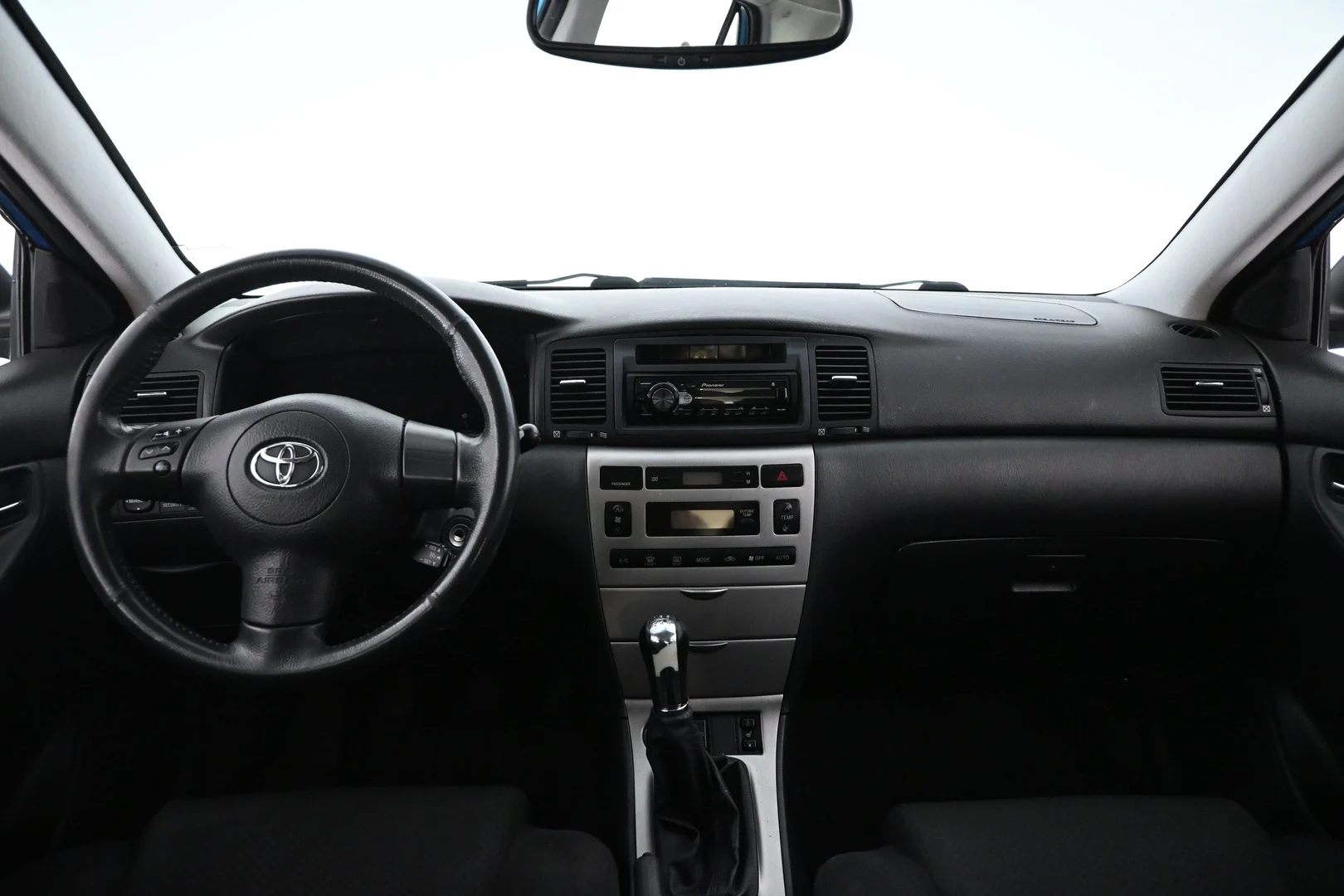 Car Image - 5p7ZarssvA6r26VLloTD5j