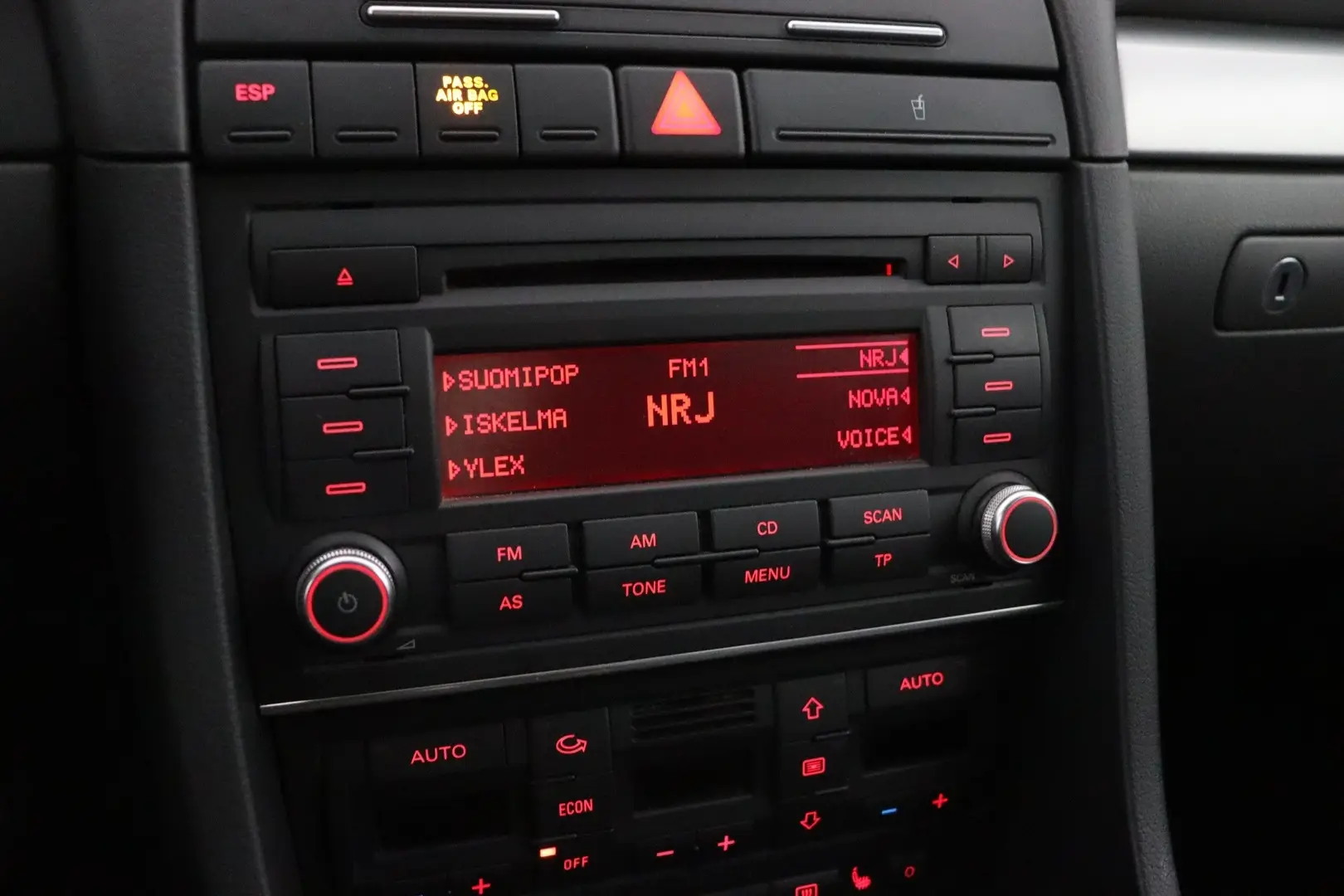 Car Image - 3XKXRwSw7mFJgPiGTk78Rv
