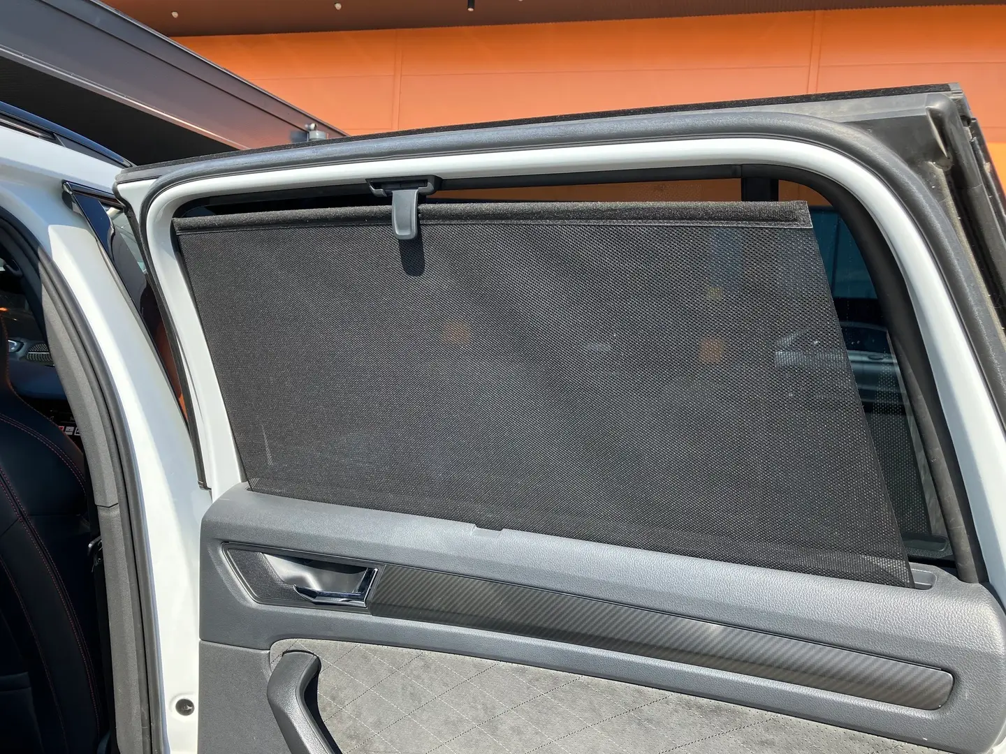 Car Image - 4kWf4DLbzT6Cdh8F7LGxhS