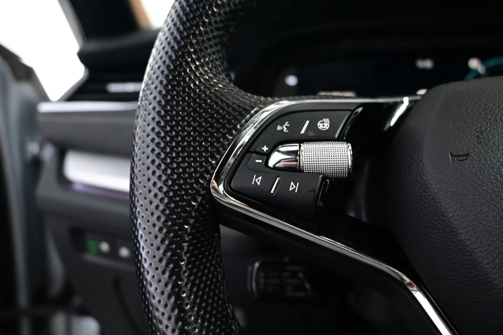 Car Image - 3PAgnheS8G4rMjXntAlgCk