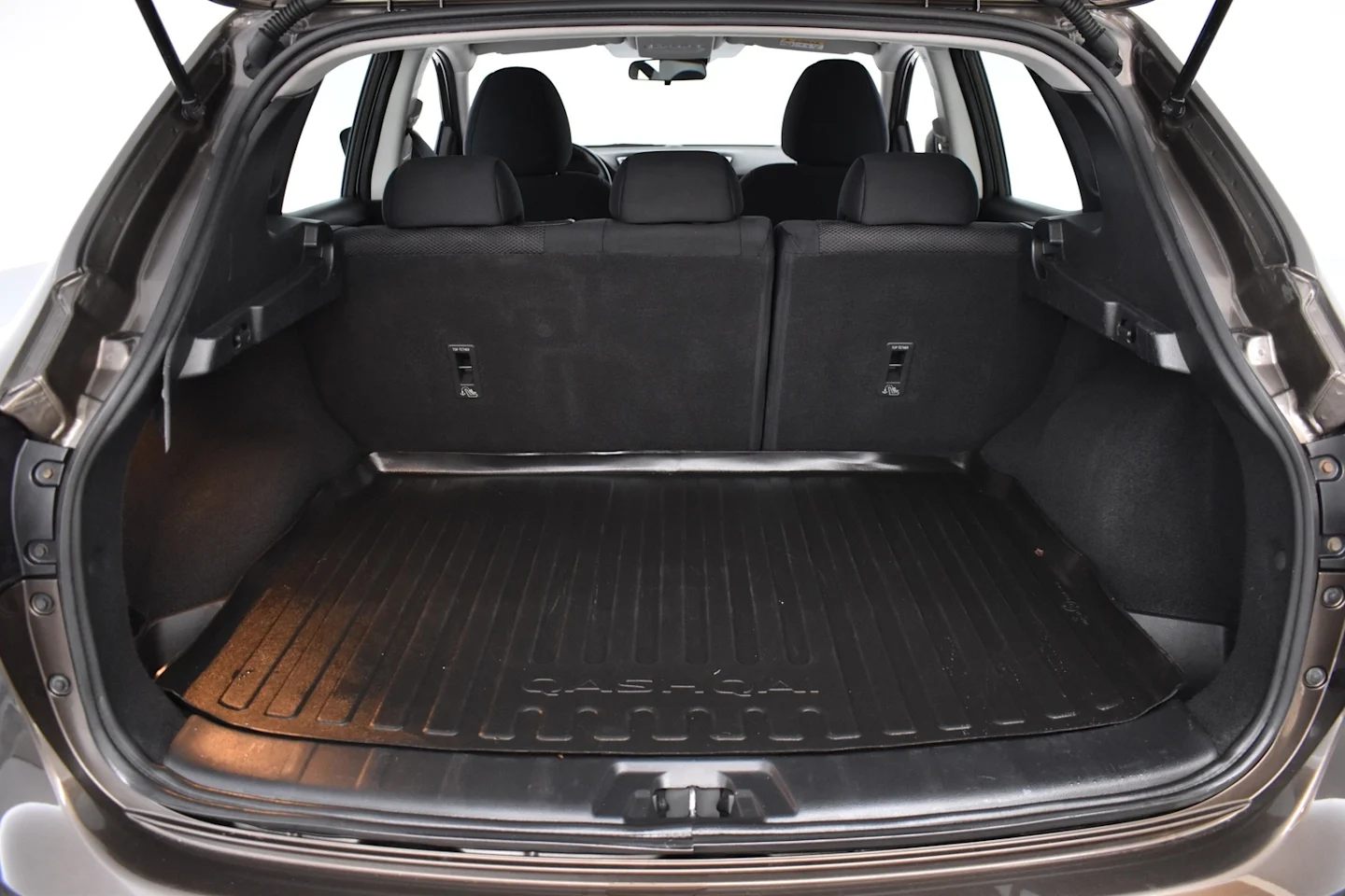 Car Image - 7kt8EwZzxngowPzx80dK7M