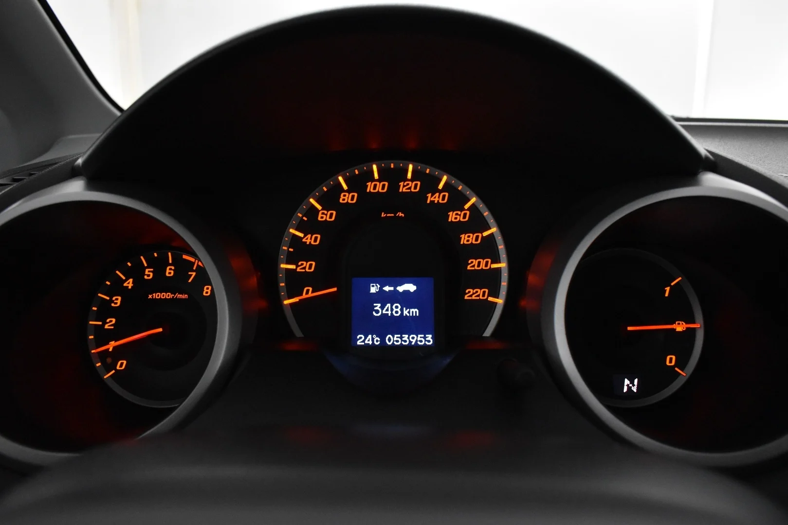 Car Image - 1M27gUnGJJKSMmDJl3WrrZ