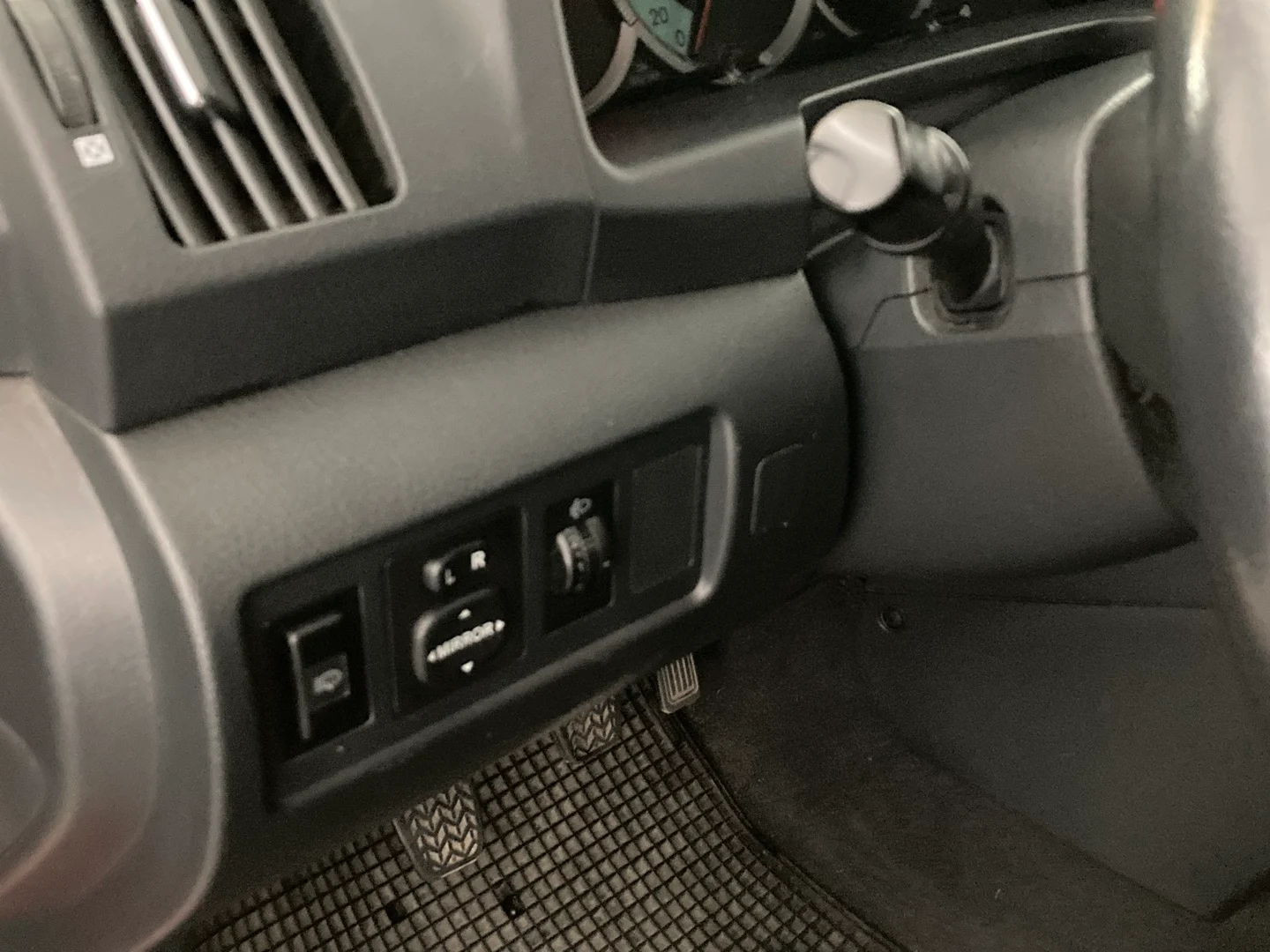 Car Image - 6RwJS0rrfbf9Pcv3ftVp54