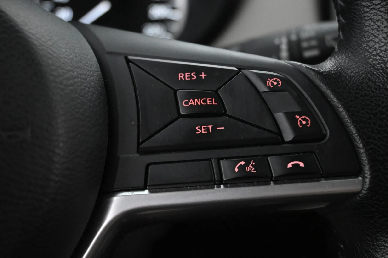 Car Image - 7z3uVVXJHhWO2Jc8QPwScZ