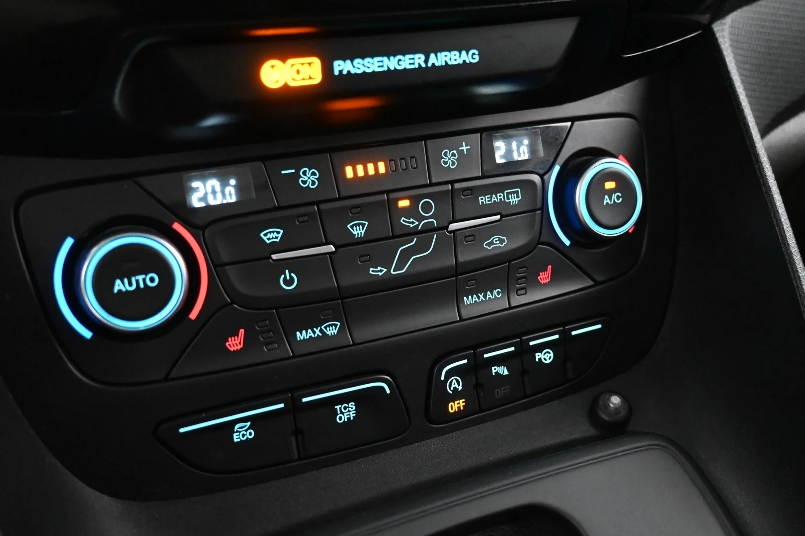 Car Image - 2J003JgOxcwxxtTTQqQmKE