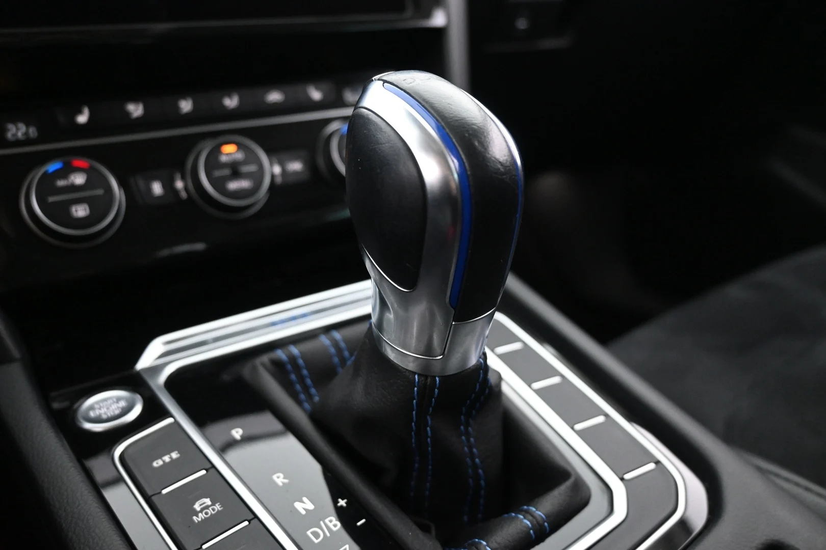 Car Image - 2hqPoxHeDvcX5YUrZiIRiw