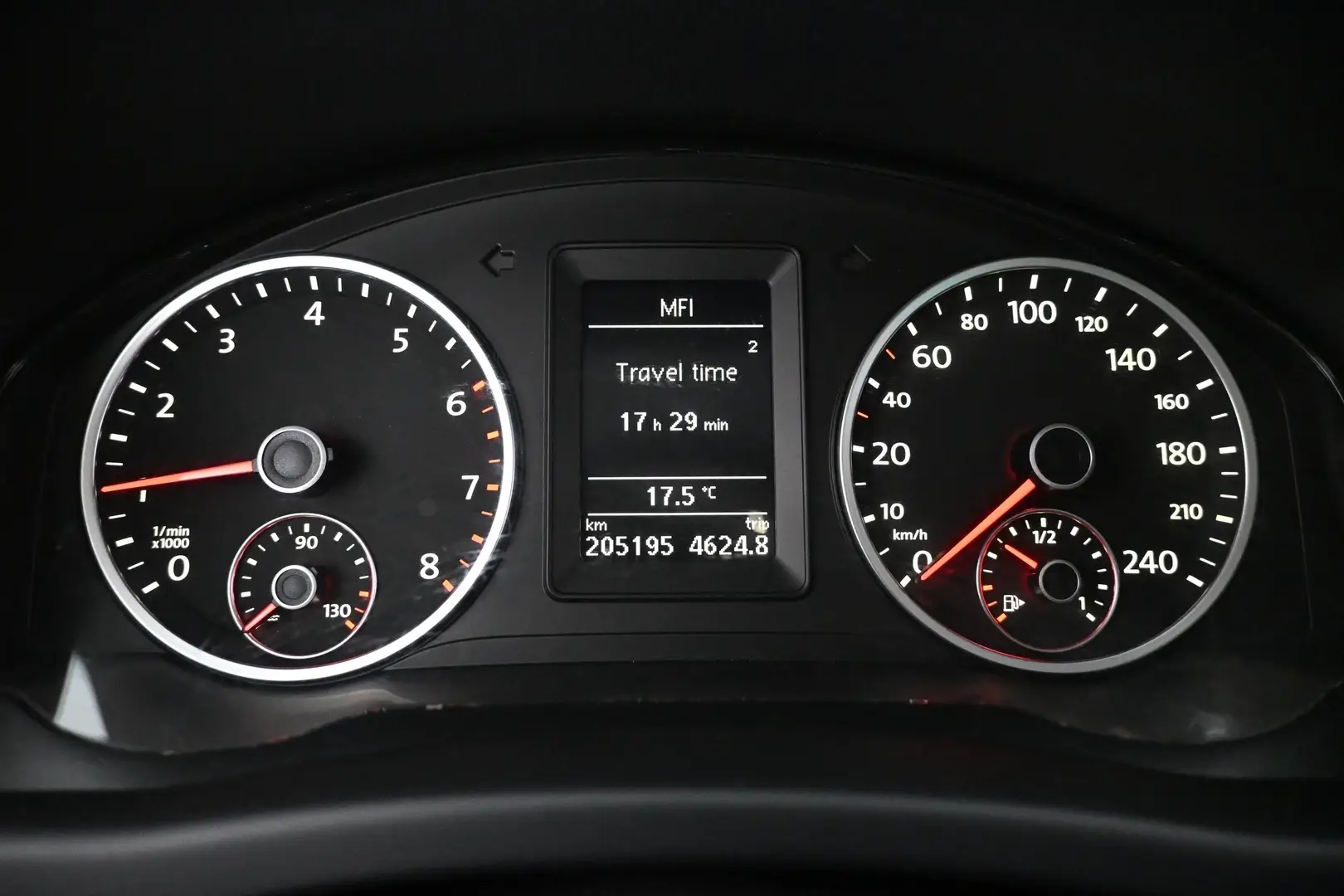 Car Image - 6TrG6ORZfoO1hi8wFGJzmf