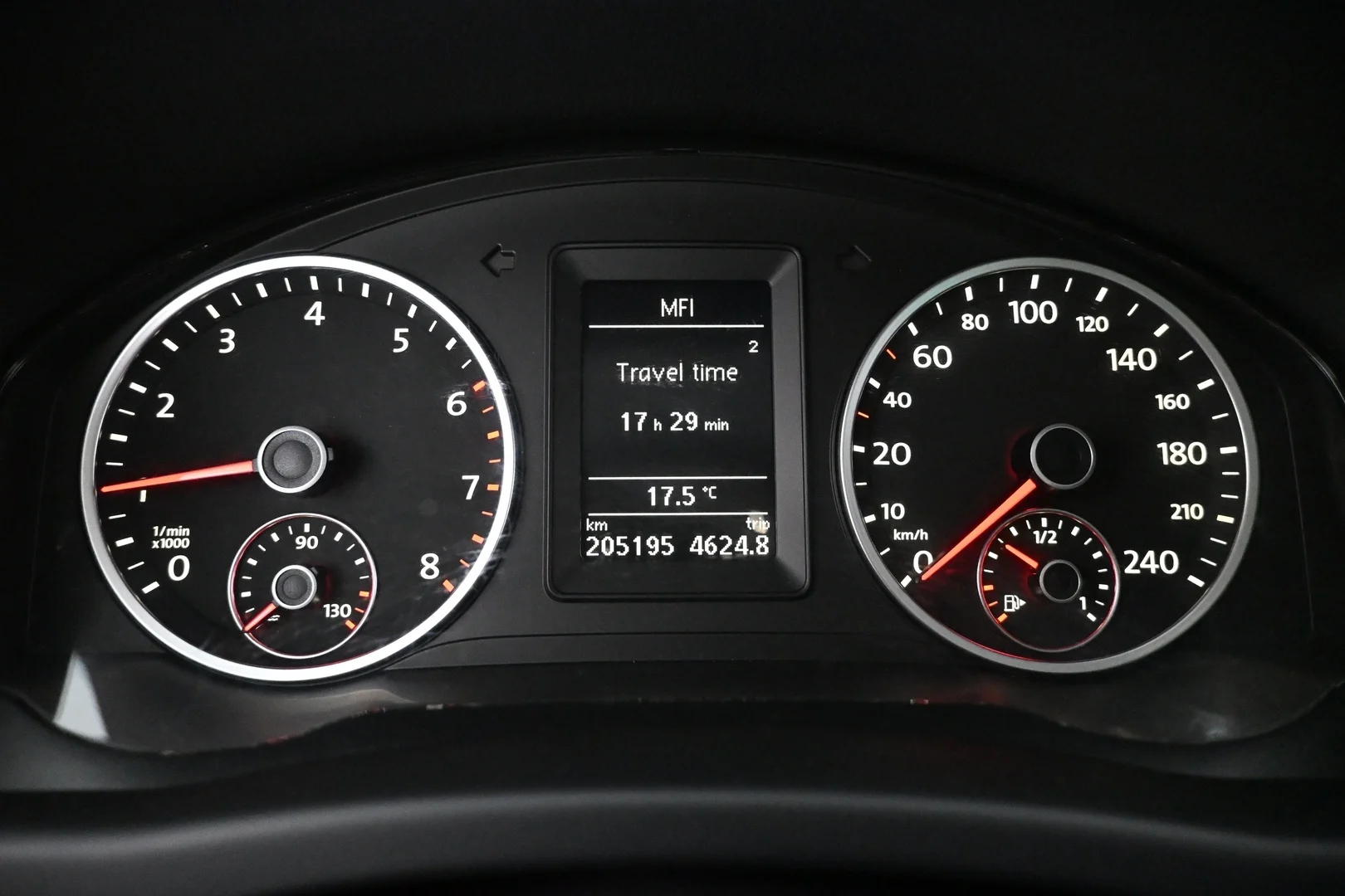 Car Image - 6TrG6ORZfoO1hi8wFGJzmf