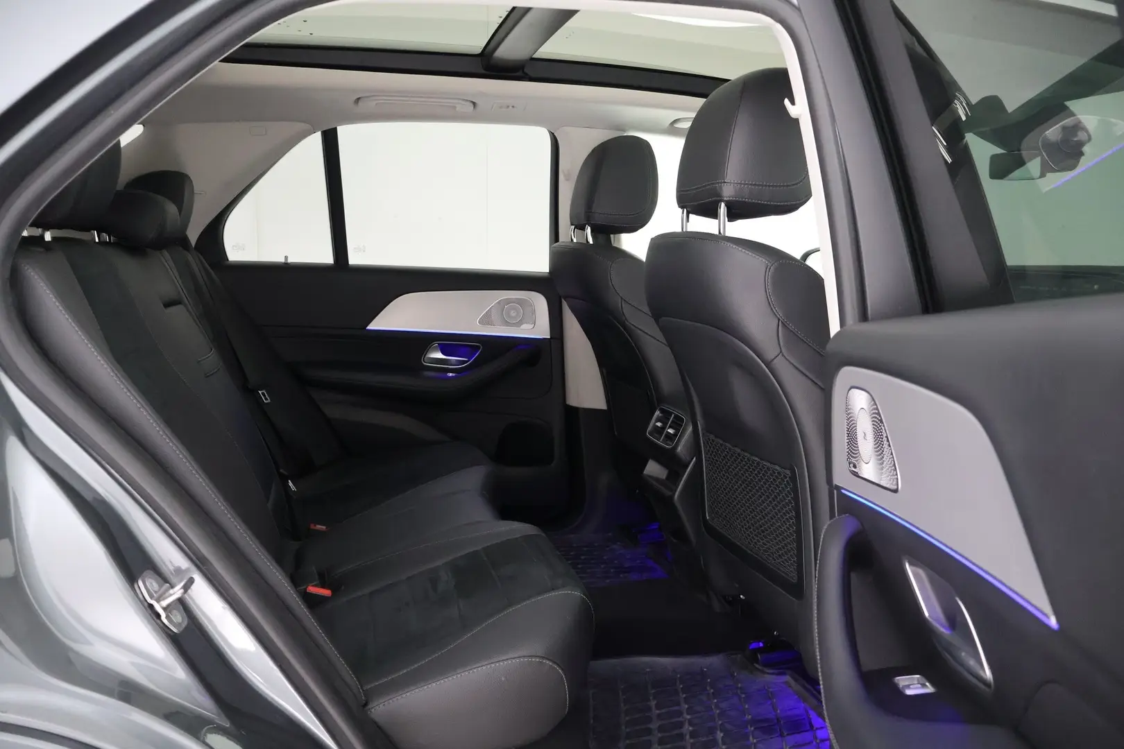 Car Image - 5vou8D39ZXgGYyjHpMGbuX