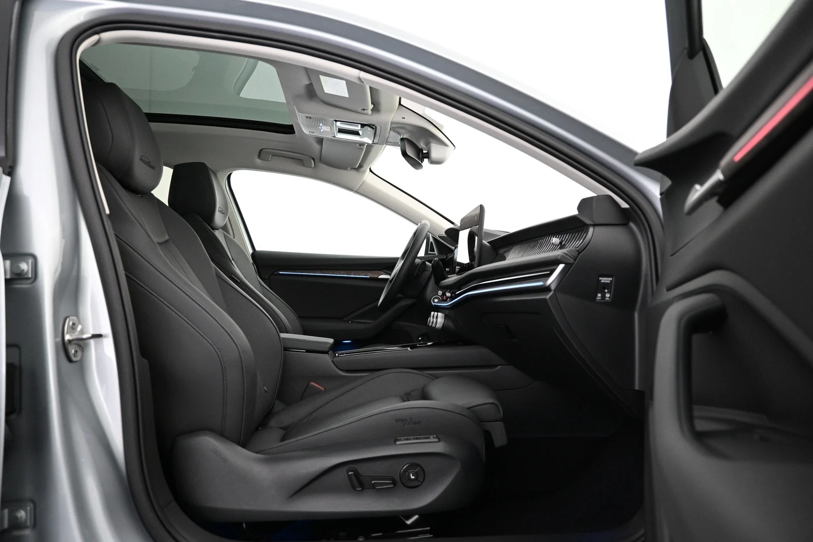 Car Image - 7CKPUnOqwCzmso83lH1ZK2