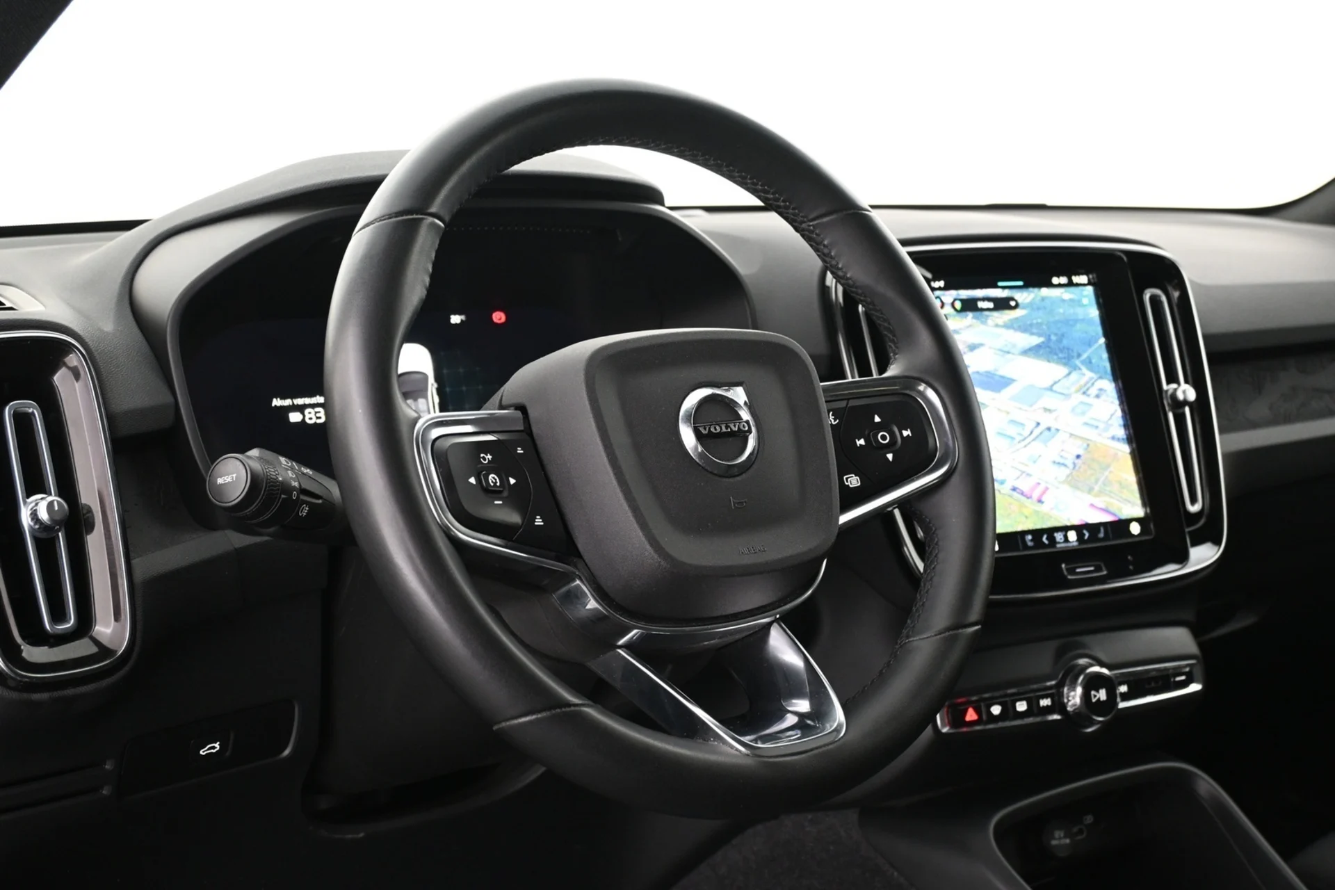 Car Image - xG4PUqfnUjIDeuW6HQeOh