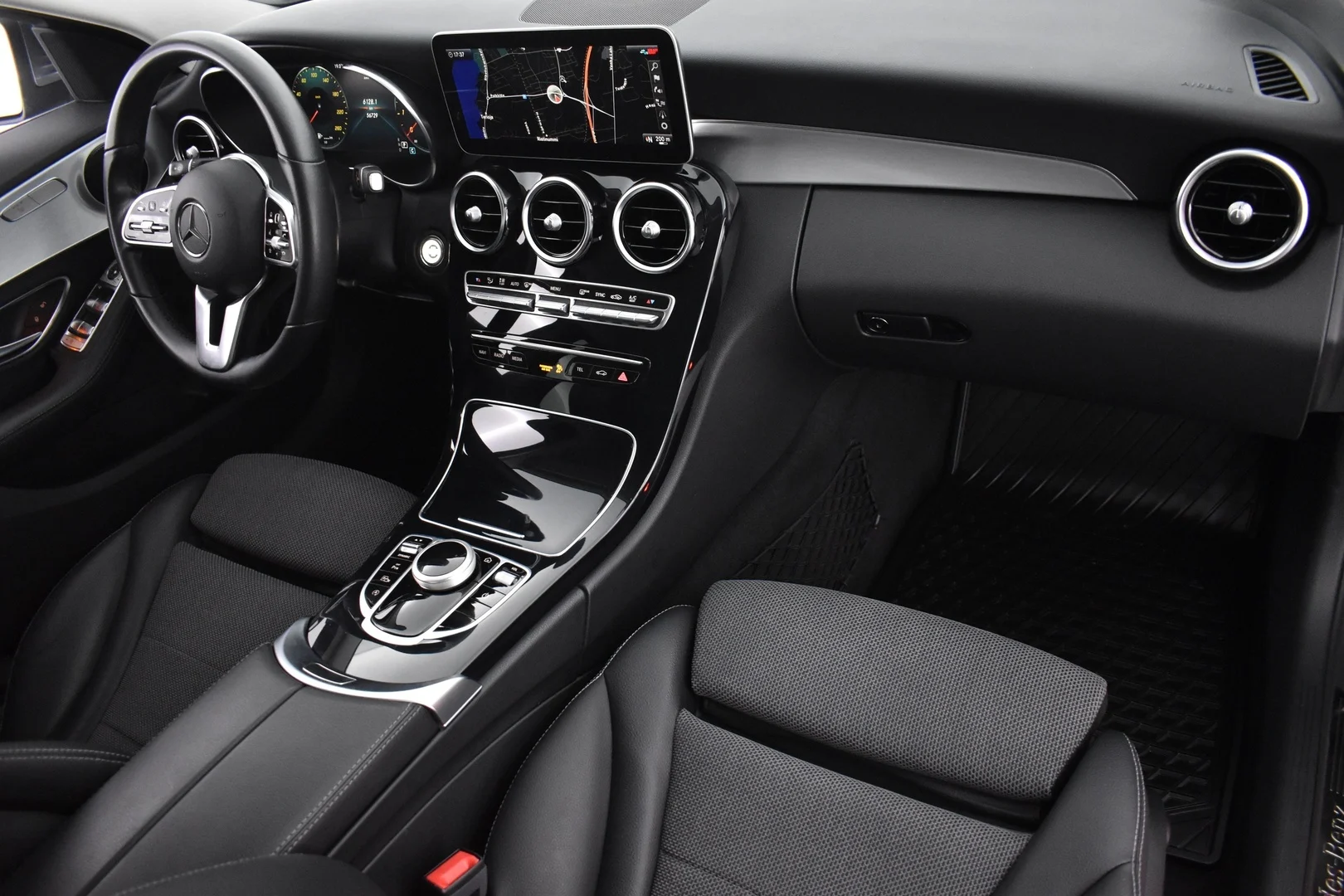 Car Image - 7jiUJKN0ChAty6qFHIT75j