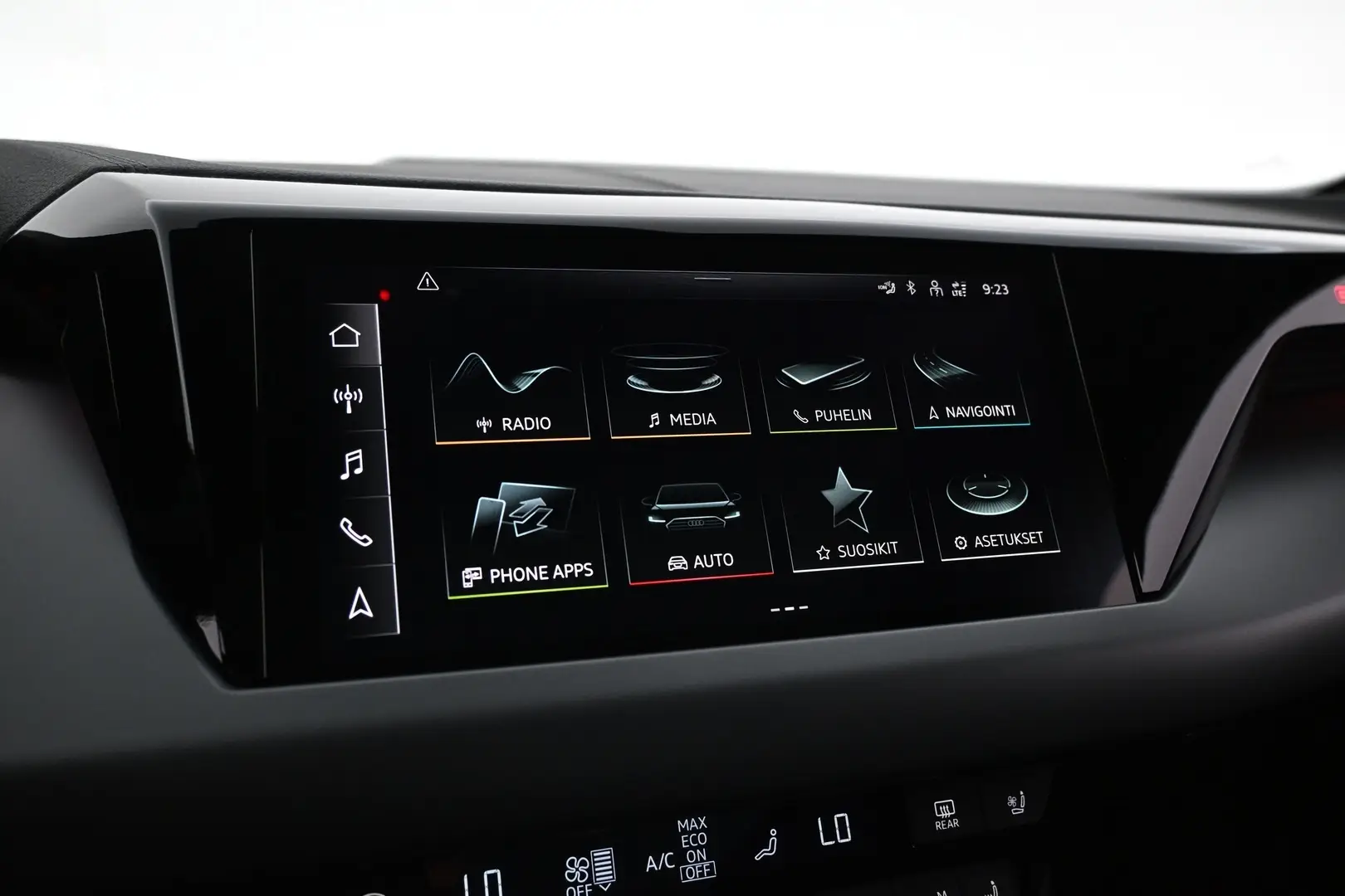 Car Image - 1dnZDa7Gf26mg8YeYR7d3u