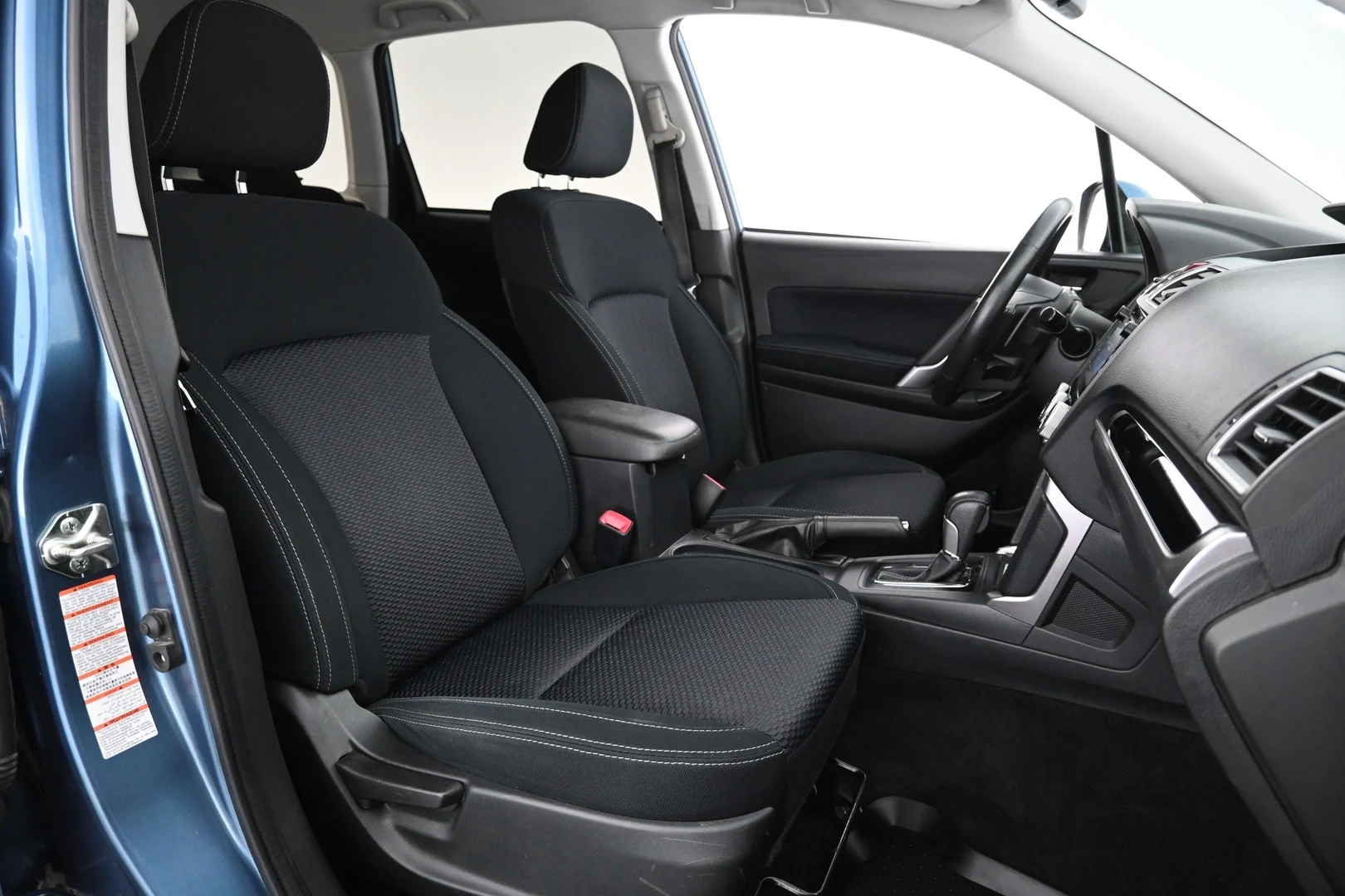 Car Image - 196lxnyZLjzBTzVVwubSpb