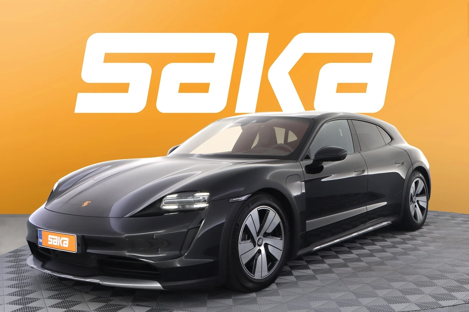 Car Image - 1ts2EMq7QdryiM9IJp1B7Q
