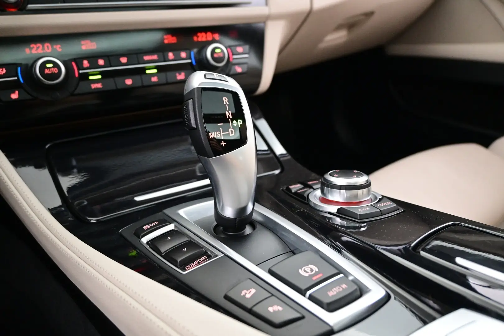 Car Image - 3PWFnGQ8r1iK4Rg4i2gtVL