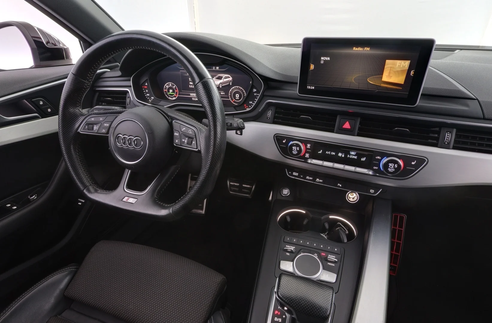 Car Image - 6As1xvYkzxKF1aMIY3ROia