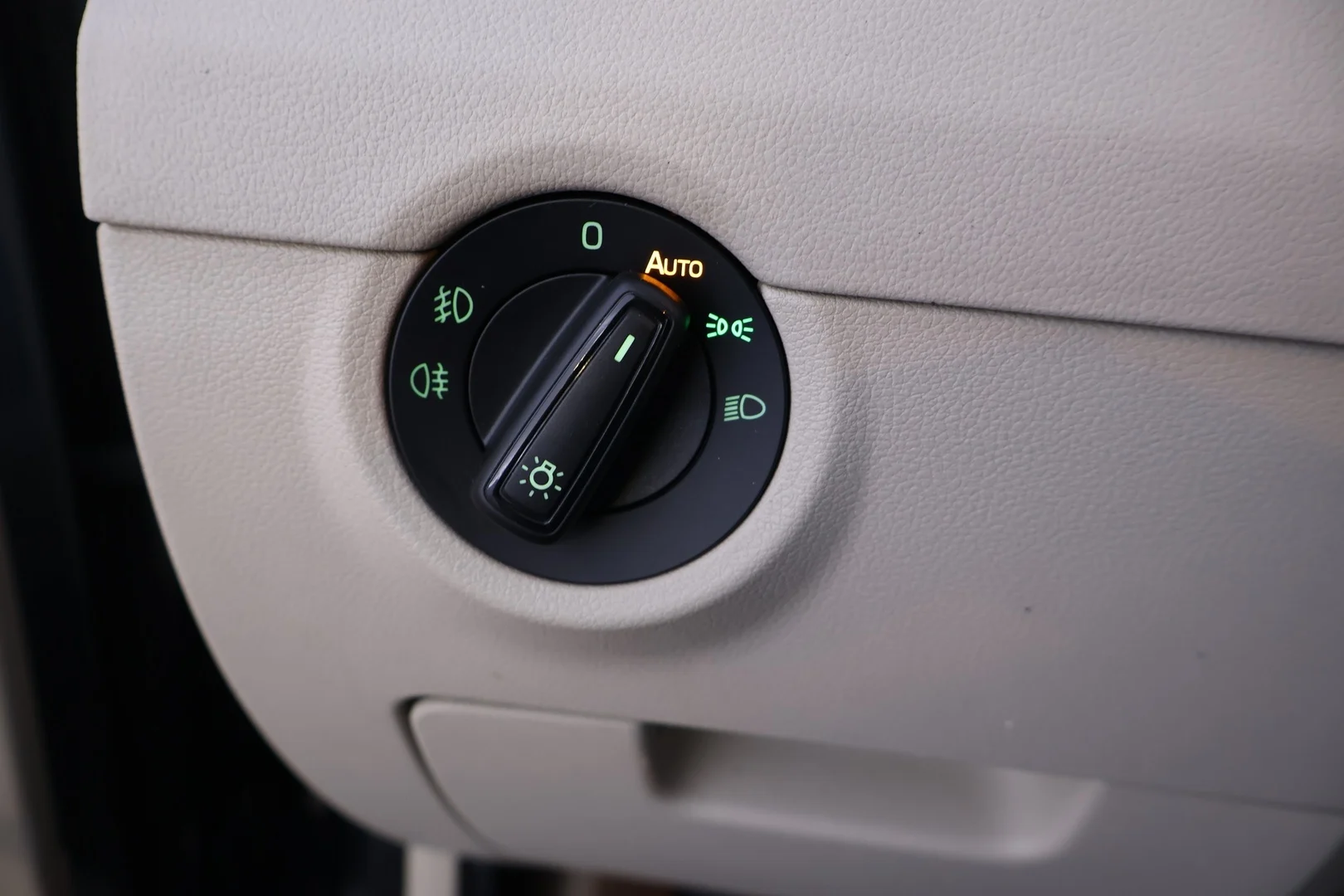 Car Image - 11evL9As9G7FtYt0RUoFS3