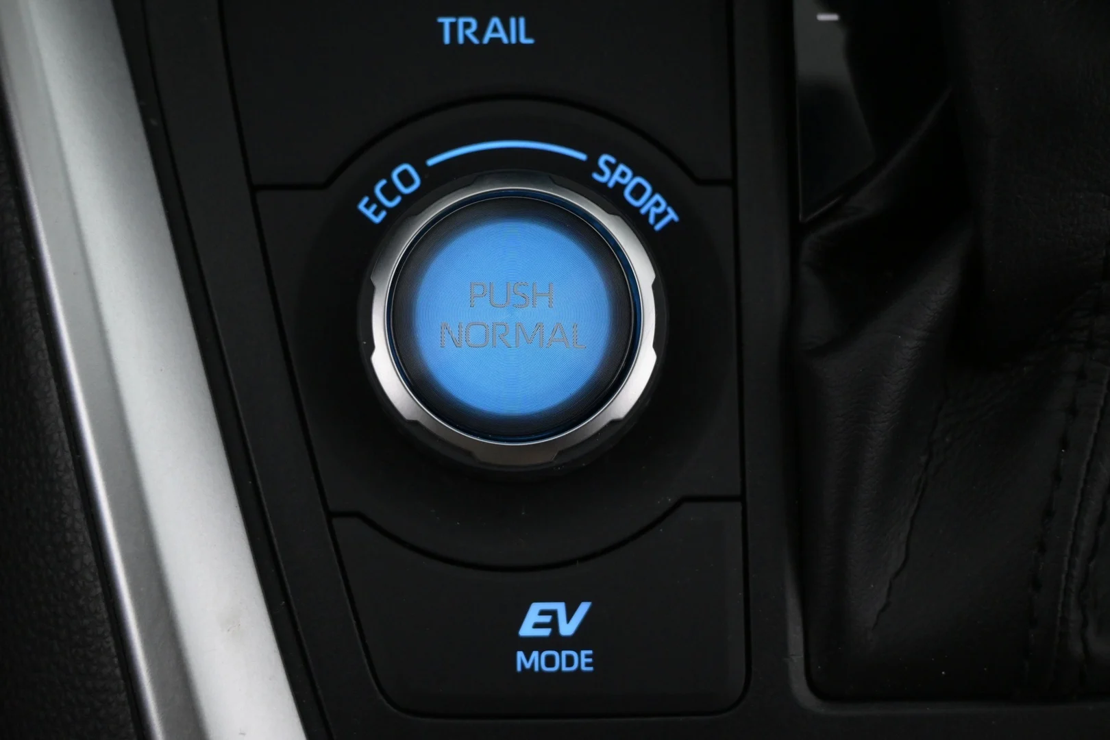 Car Image - 4VFBXO9mQZa5G3XqObkOxS