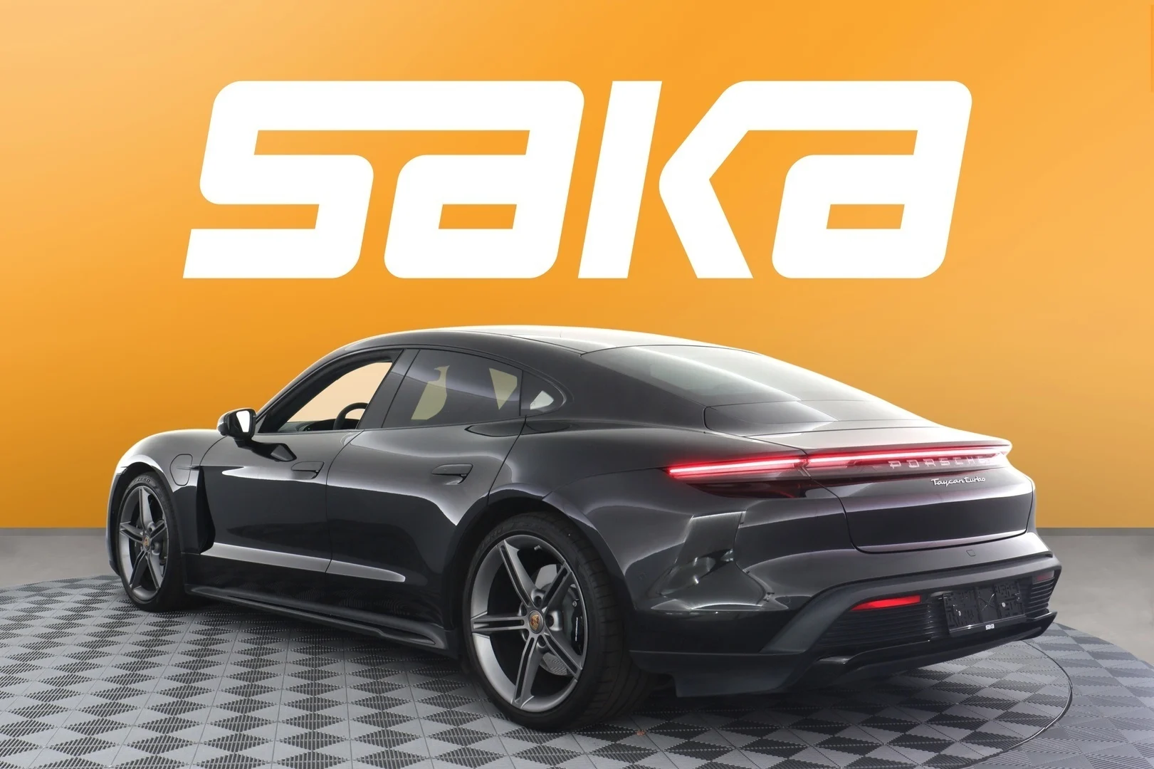 Car Image - 4e2smCtYlLPbQXNsz48pjY