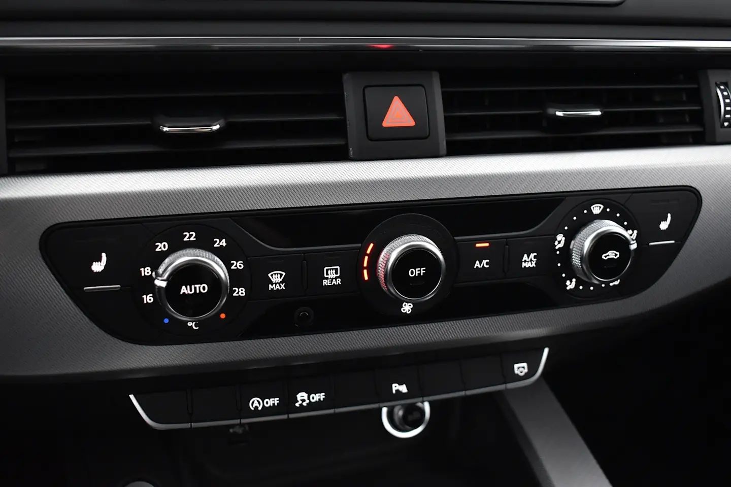 Car Image - 6nGDKICNmitjfvJjchIFsN