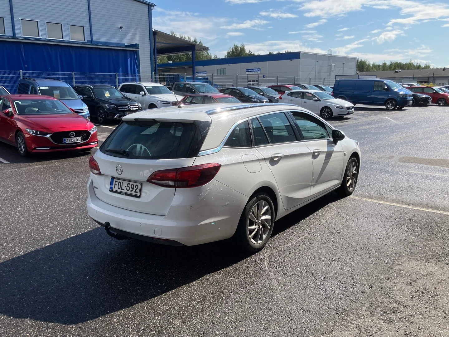 Car Image - 7CdH5BdvkrLUChwXTcVN2e