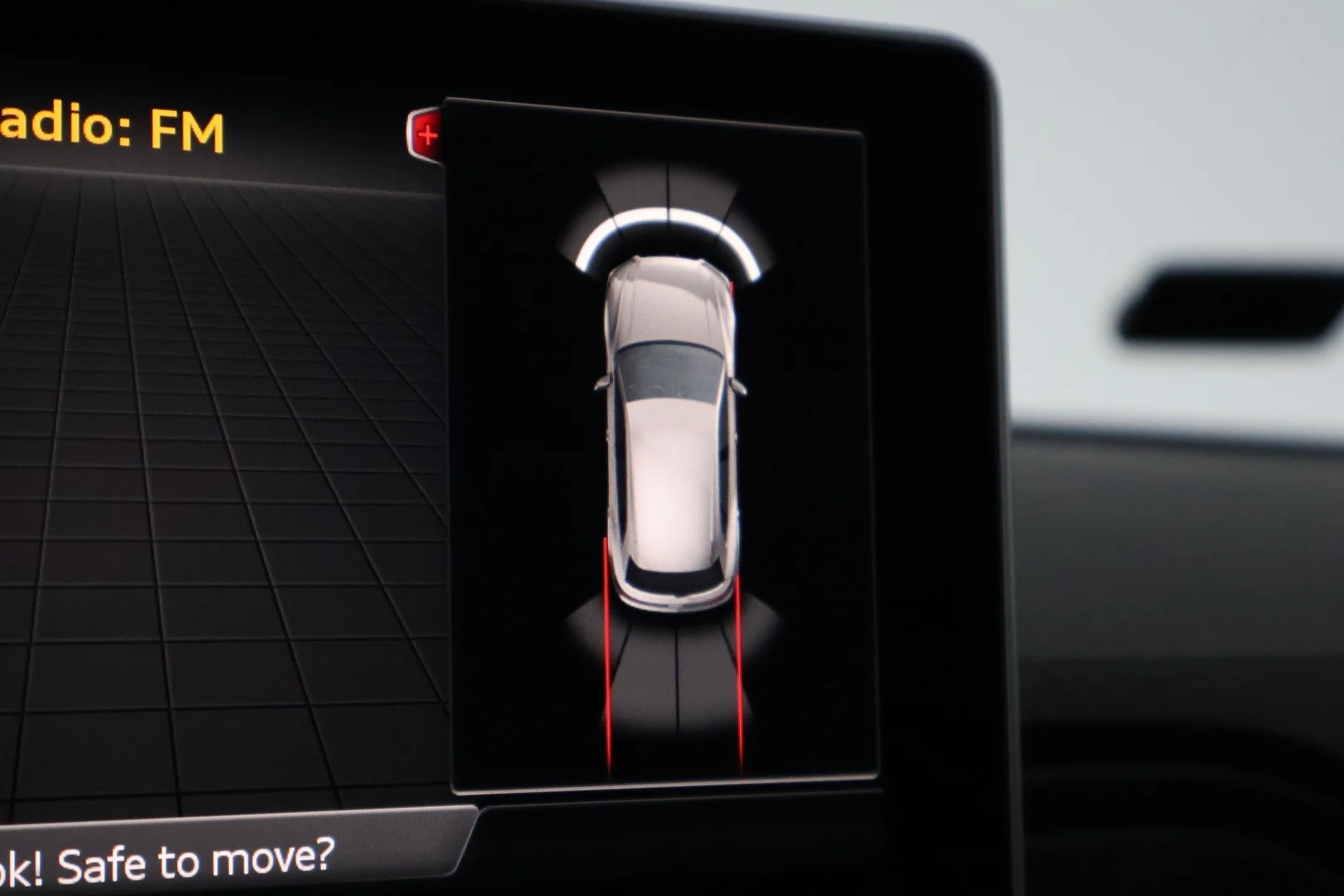 Car Image - HMoefmrmAZi2sJYSM3Nkr