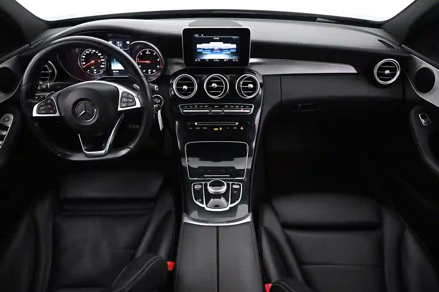 Car Image - 2hHrXcLahSCigf4yiGwEgm
