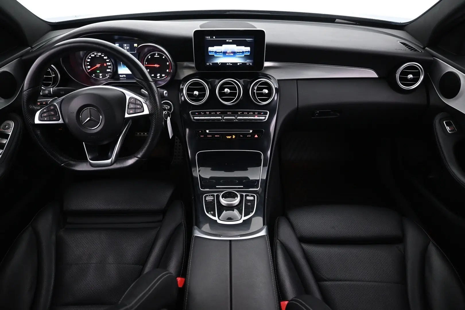 Car Image - 2hHrXcLahSCigf4yiGwEgm