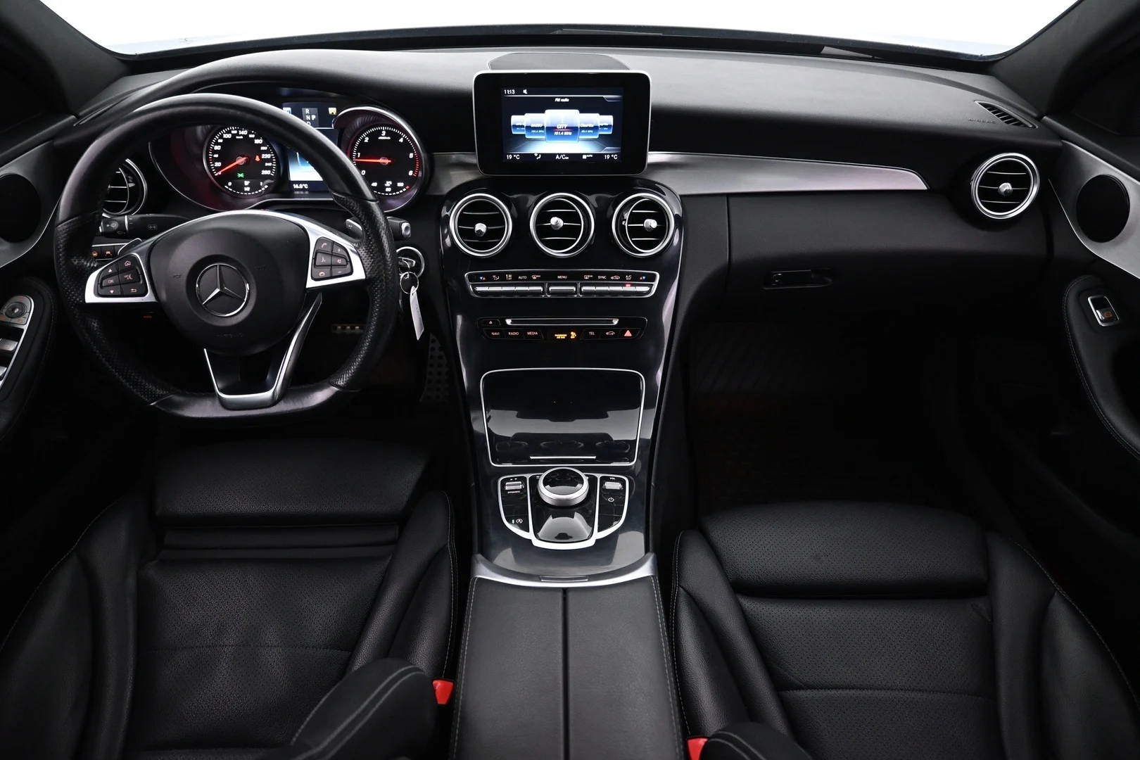 Car Image - 2hHrXcLahSCigf4yiGwEgm