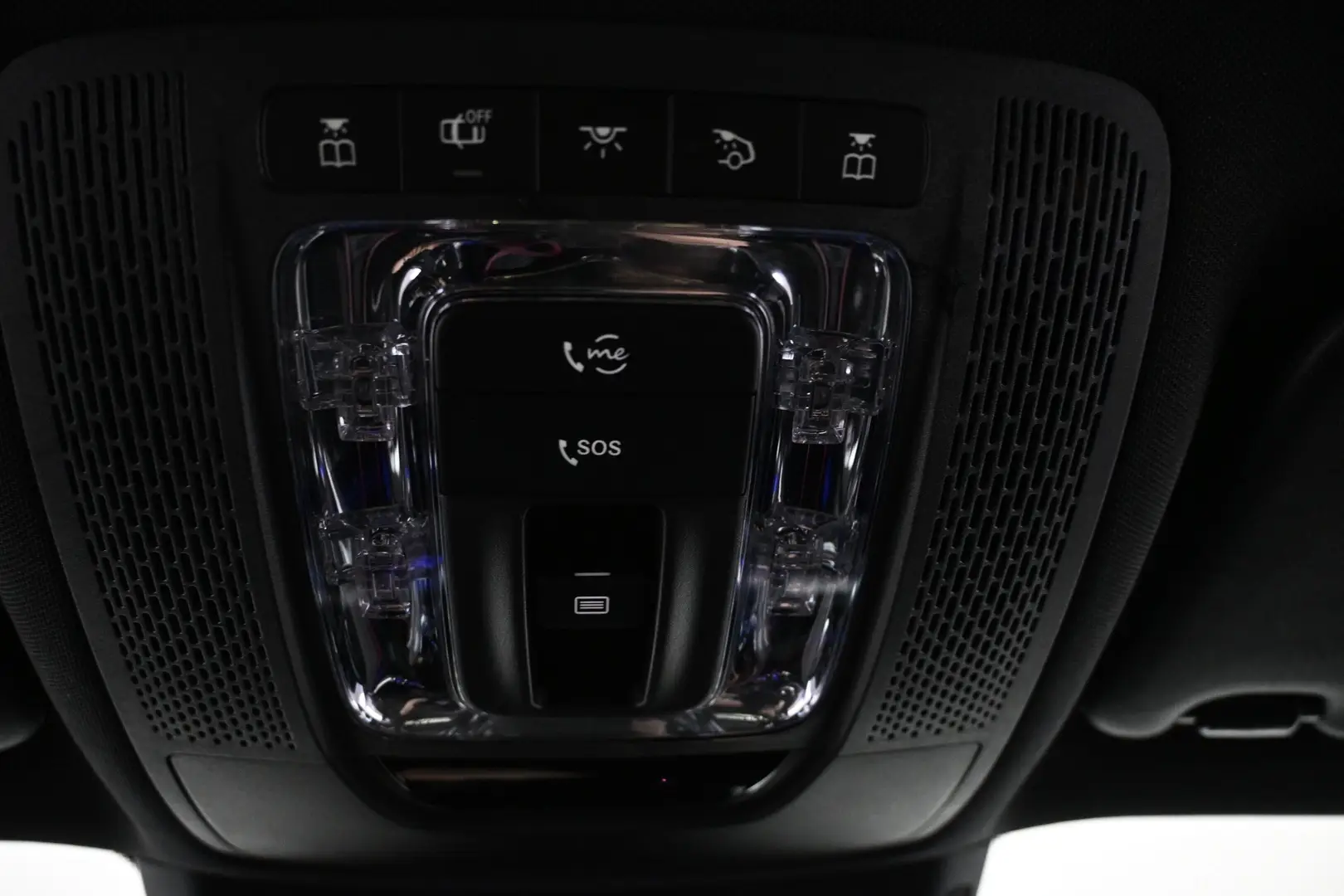 Car Image - UsILVOvaHHX3ahRXsKtTZ