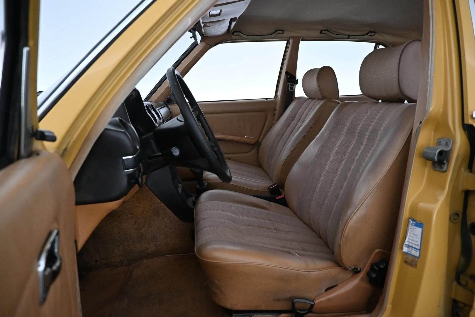 Car Image - 1Af4WYrLSiHnANscVdClj8