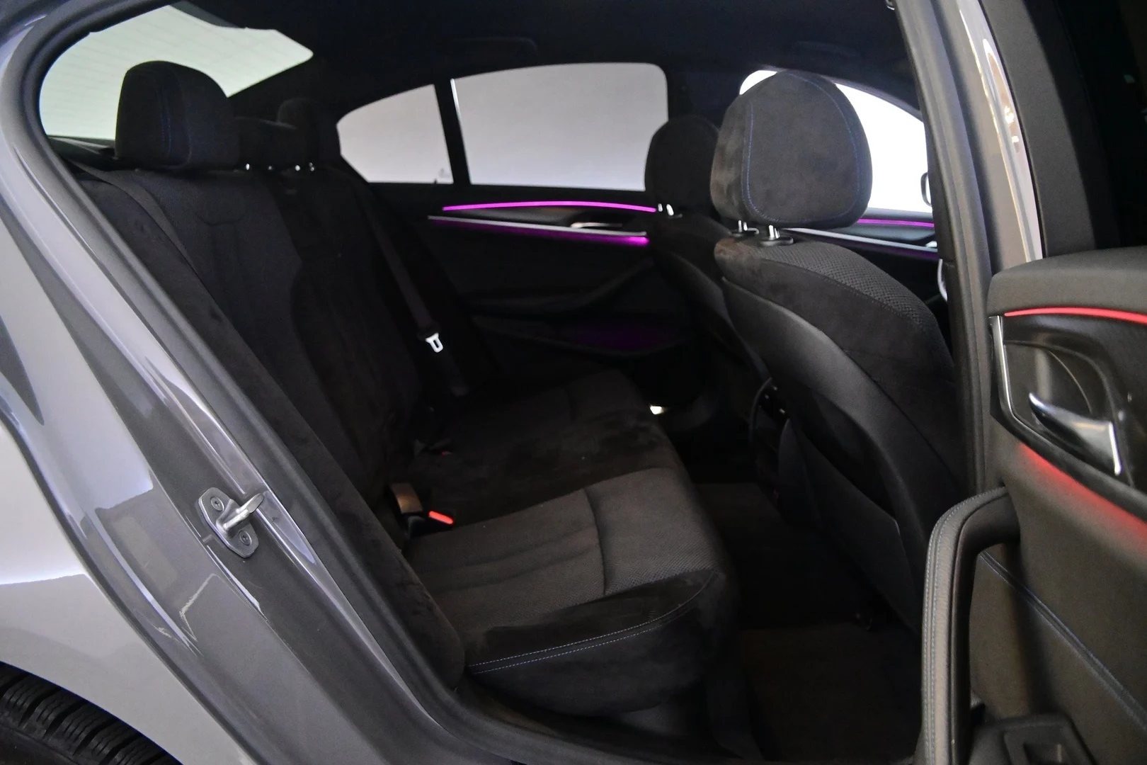 Car Image - 2WaOLTtCt8VPRc06knqU7d
