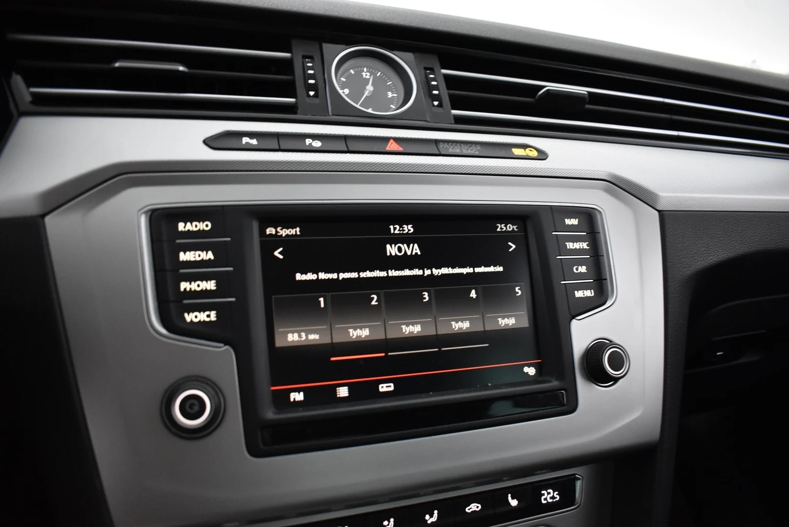Car Image - 2AnmTQIm1AlWgr24JcXoxI