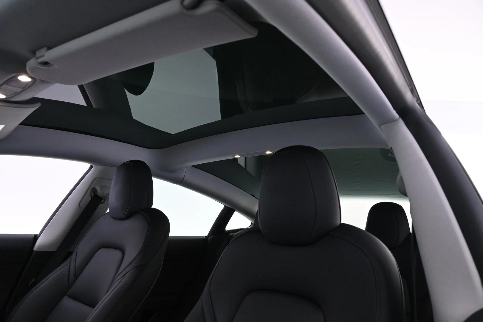 Car Image - 7uVlfYOPZ25nZFZF5Eo6dg