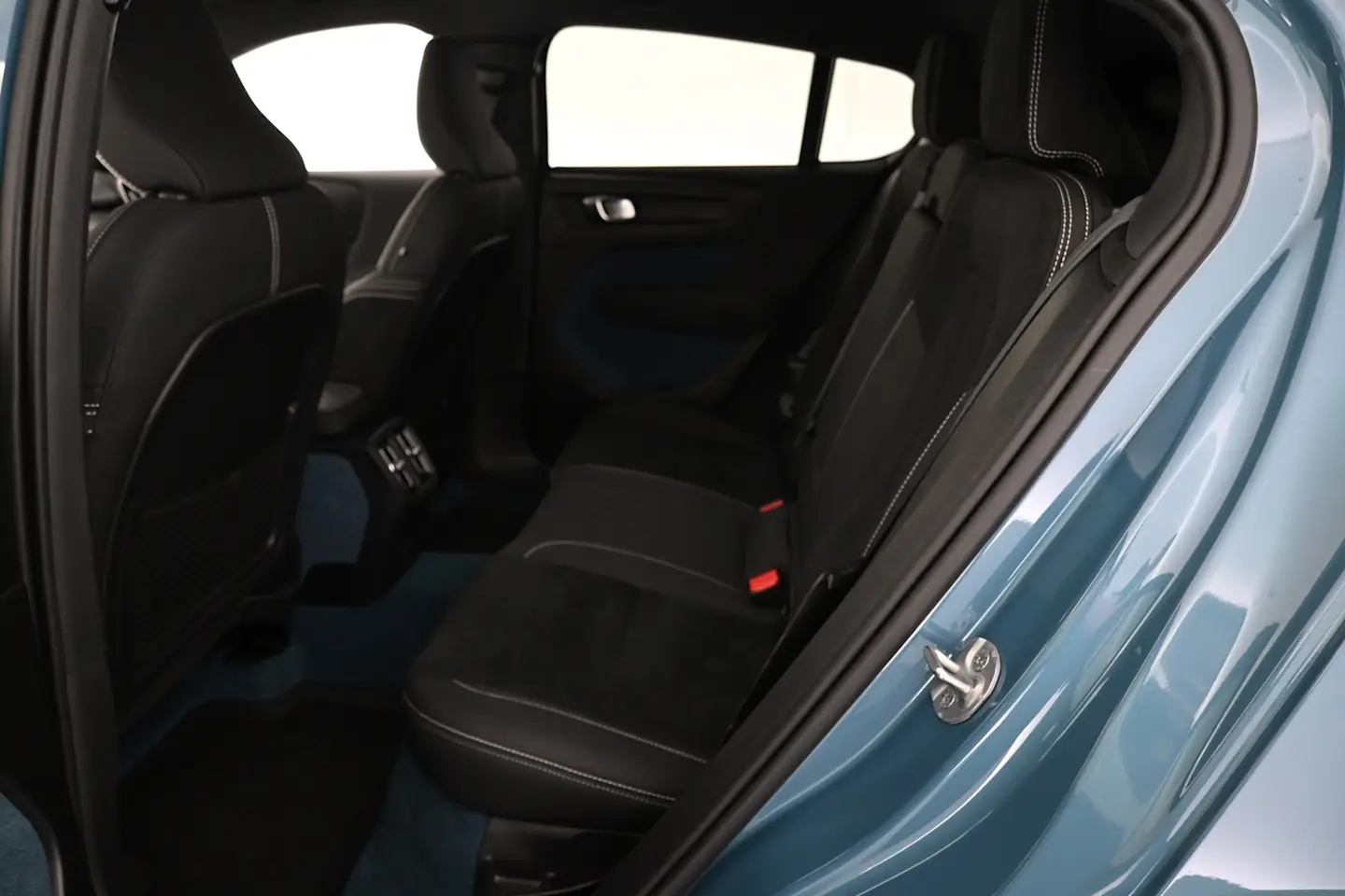 Car Image - 6ASo3uzImekx8Lg2LNgY0Q
