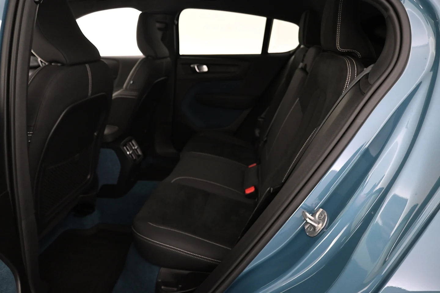 Car Image - 6ASo3uzImekx8Lg2LNgY0Q