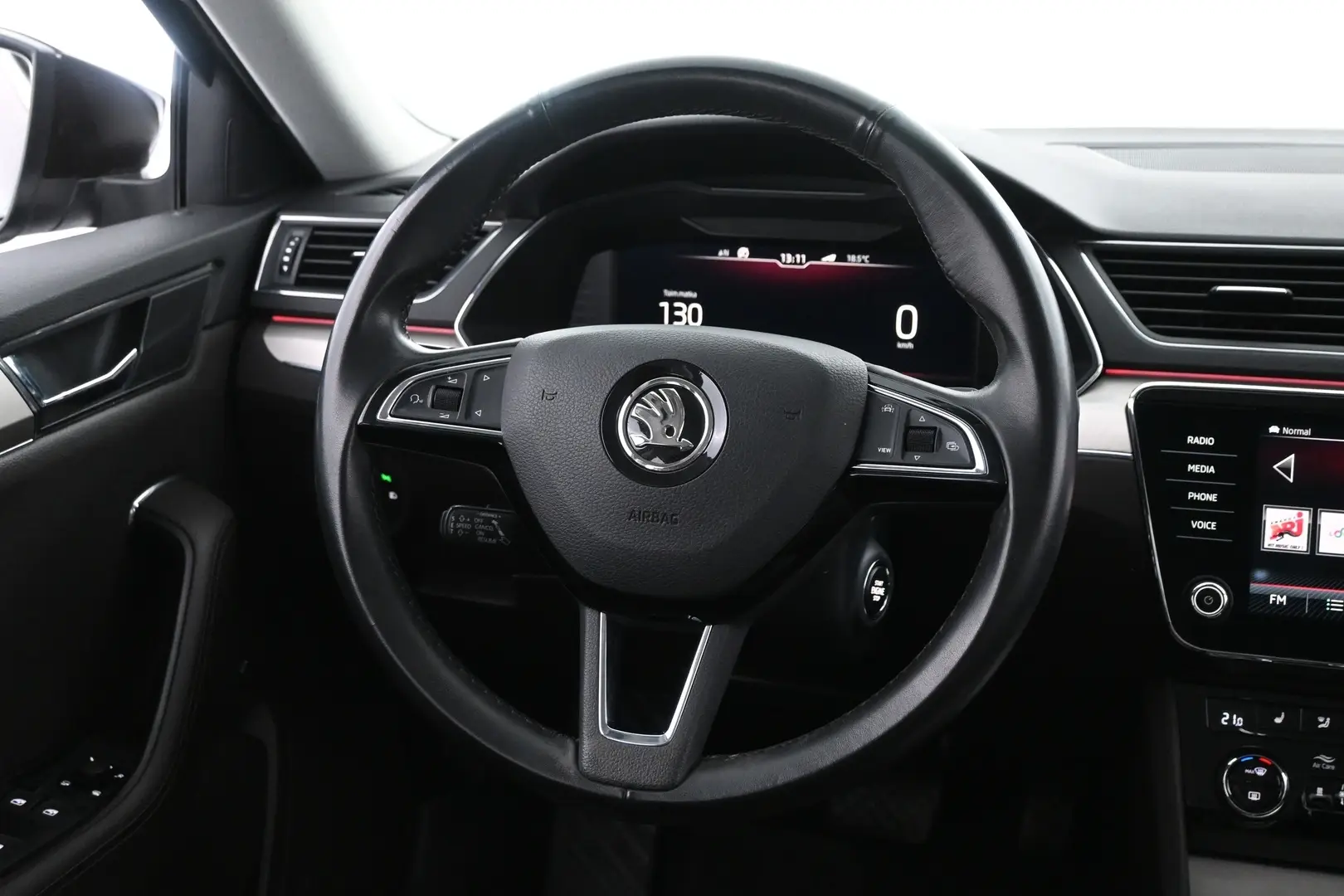Car Image - 4PqUBEFuIqOX1wb4KdMMYB